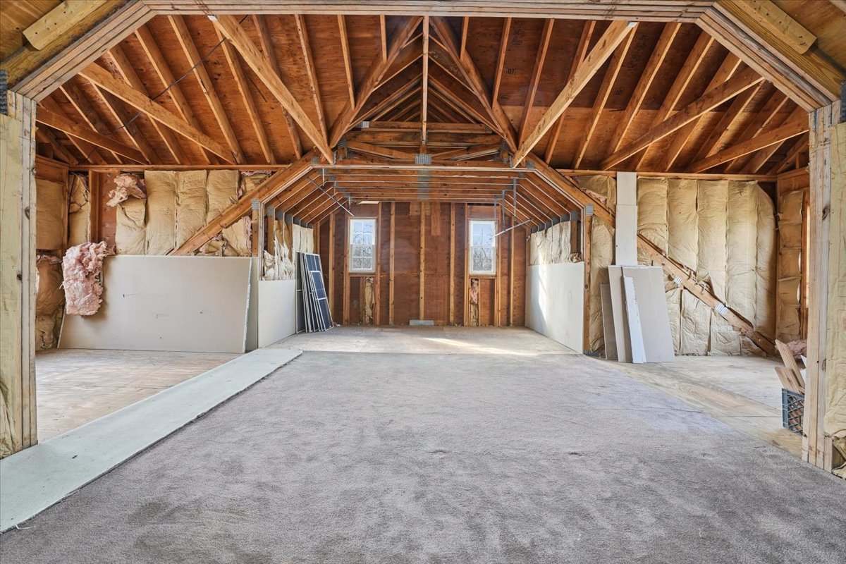 Milford, Pennsylvania, 18337, United States, 4 Bedrooms Bedrooms, ,3 BathroomsBathrooms,Residential,For Sale,2013781