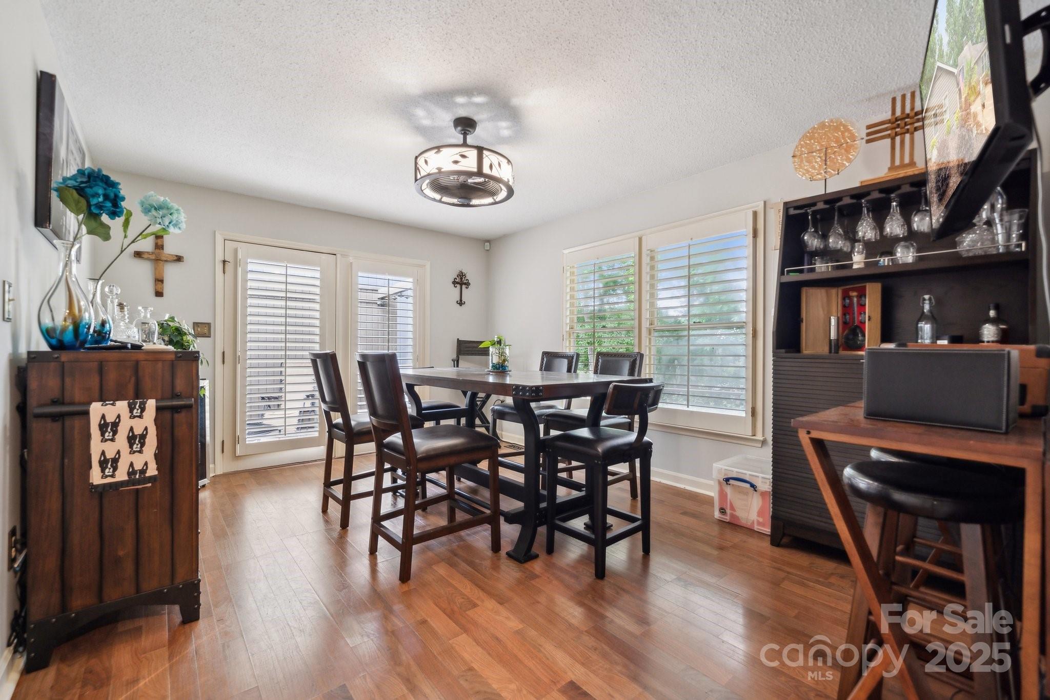 Clover, South Carolina, 29710, United States, 3 Bedrooms Bedrooms, ,2 BathroomsBathrooms,Residential,For Sale,1795322