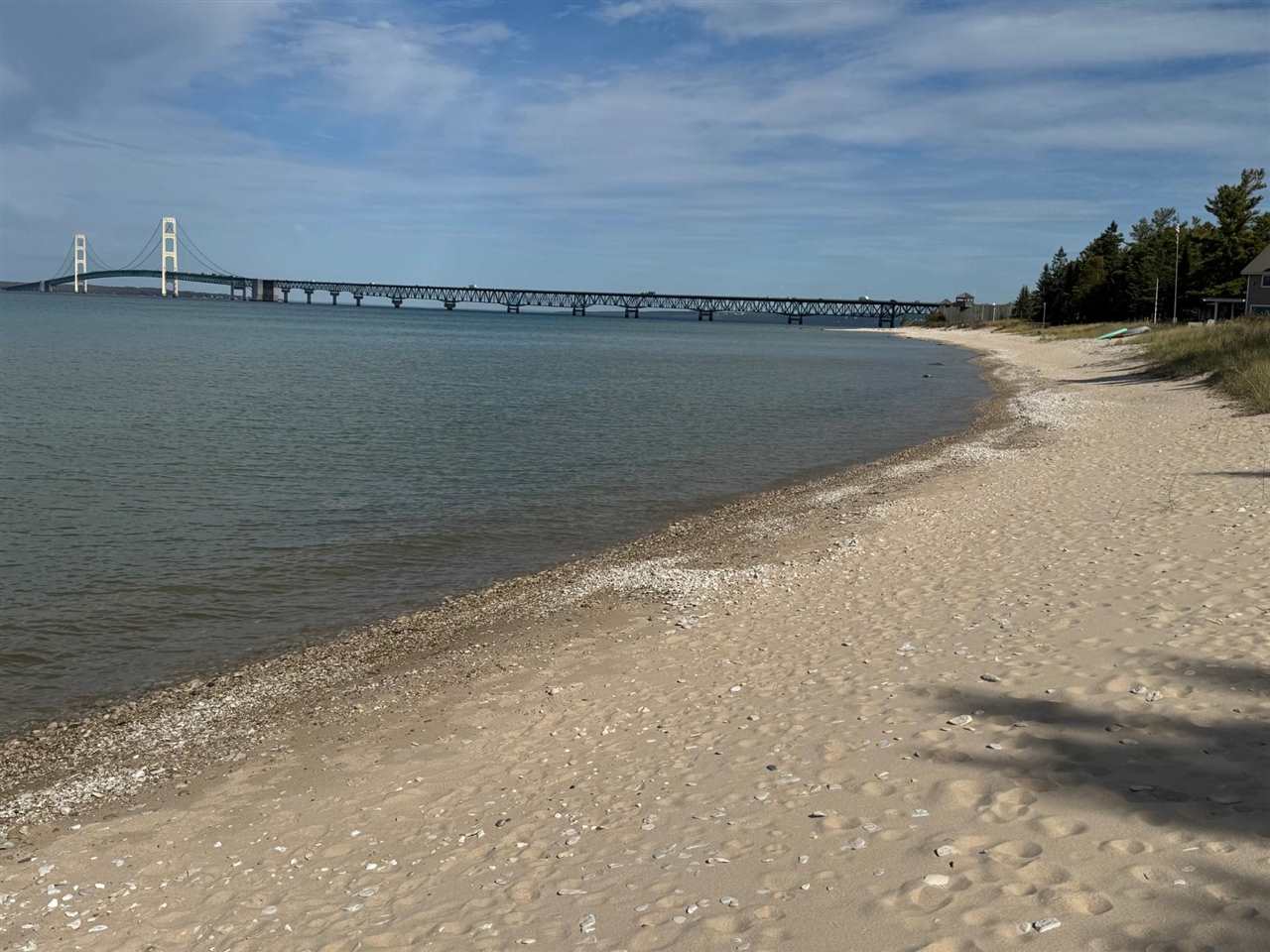 Mackinaw City, Michigan, 49701, United States, 3 Bedrooms Bedrooms, ,1 BathroomBathrooms,Residential,For Sale,1995953