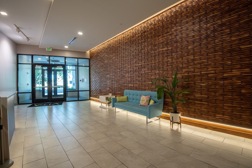 Boston, Massachusetts, 02130, United States, 3 Bedrooms Bedrooms, ,2 BathroomsBathrooms,Residential,For Sale,1885513