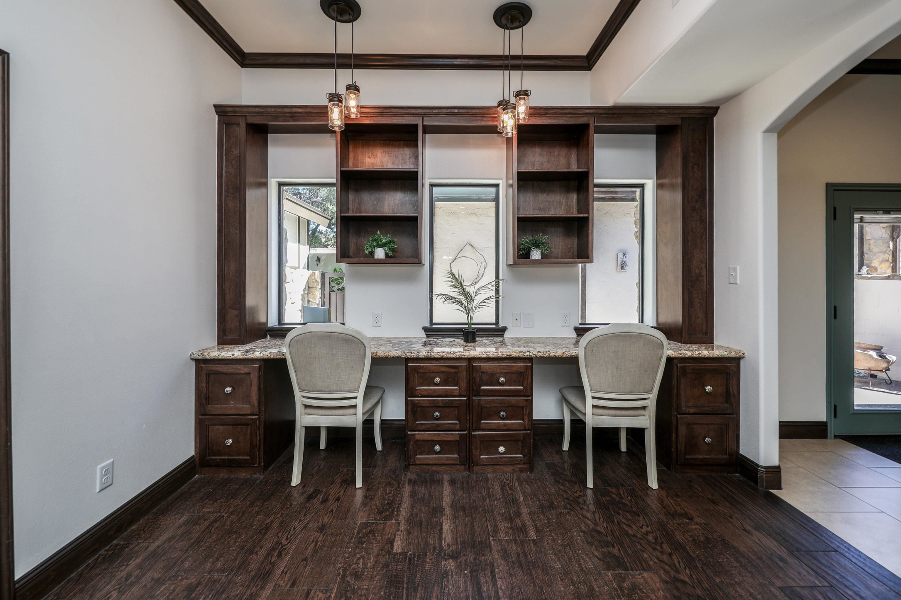 Laredo, Texas, 78041, United States, 4 Bedrooms Bedrooms, ,5 BathroomsBathrooms,Residential,For Sale,1989337