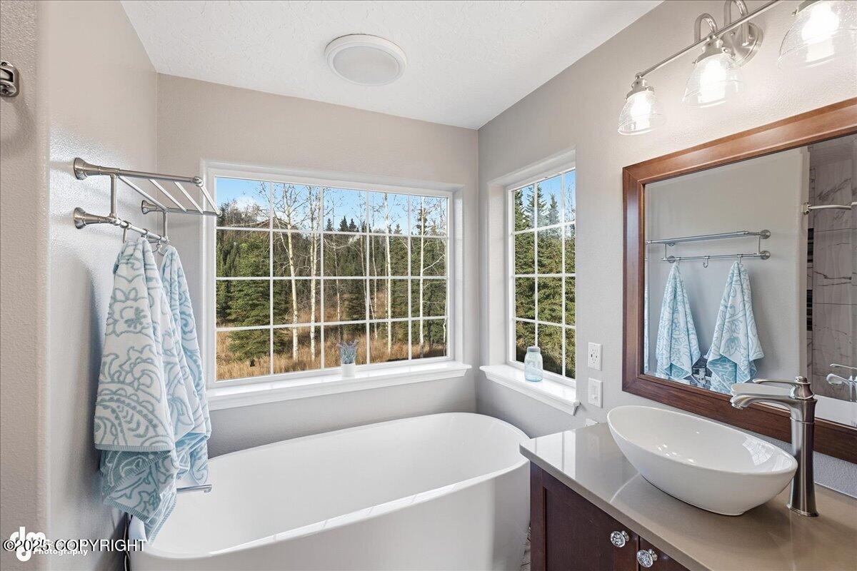 Sterling, Alaska, 99672, United States, 4 Bedrooms Bedrooms, ,3 BathroomsBathrooms,Residential,For Sale,1974036