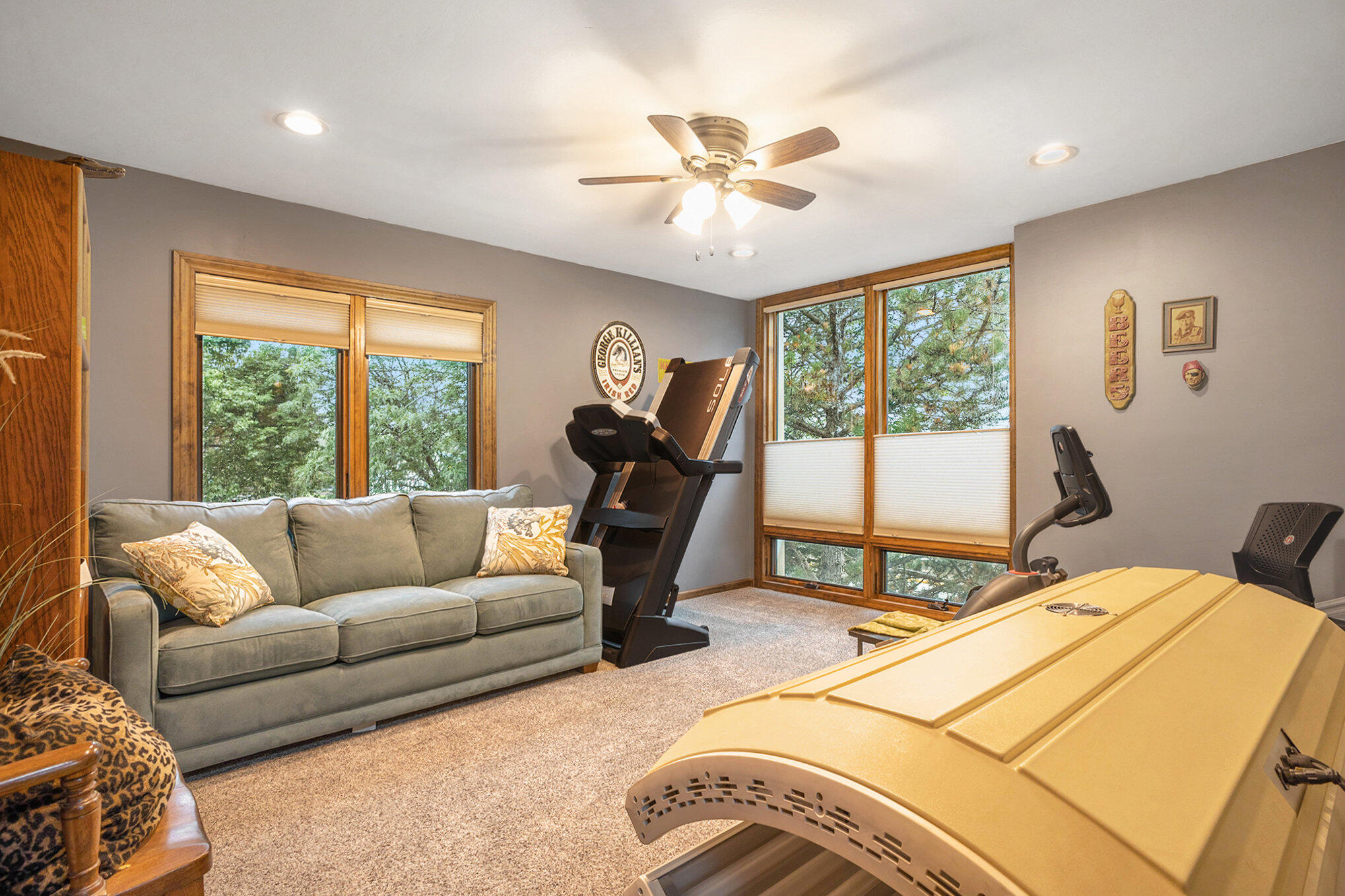 Michigan City, Indiana, 46360, United States, 3 Bedrooms Bedrooms, ,4 BathroomsBathrooms,Residential,For Sale,1904264