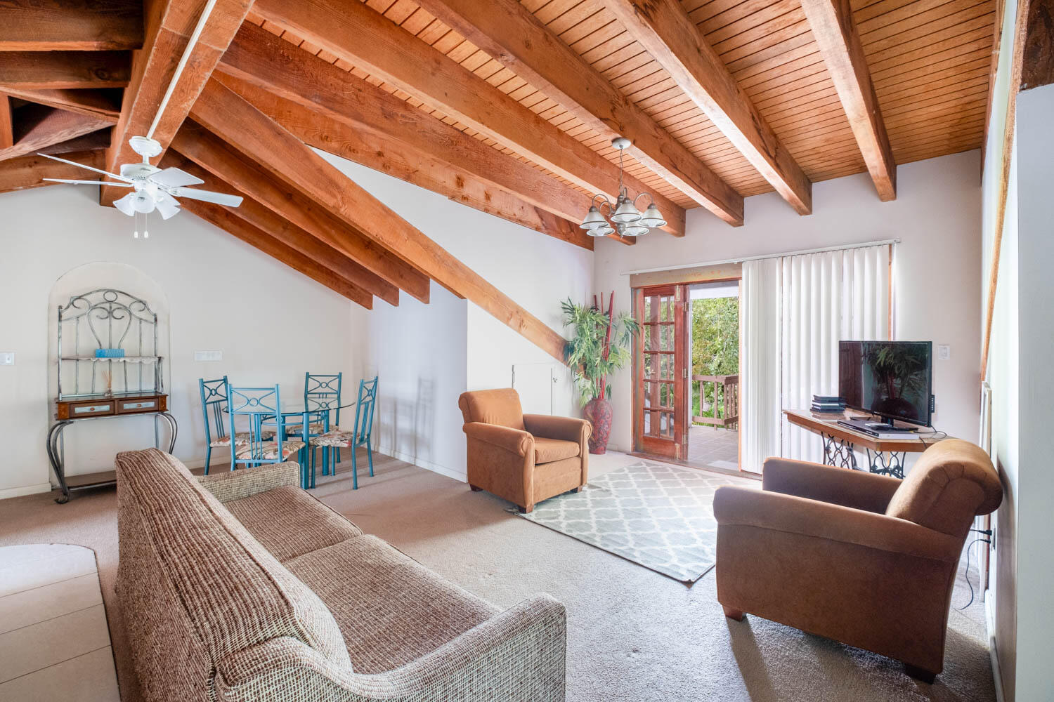 KEY LARGO, Florida, 33037, United States, 10 Bedrooms Bedrooms, ,9 BathroomsBathrooms,Residential,For Sale,1759223