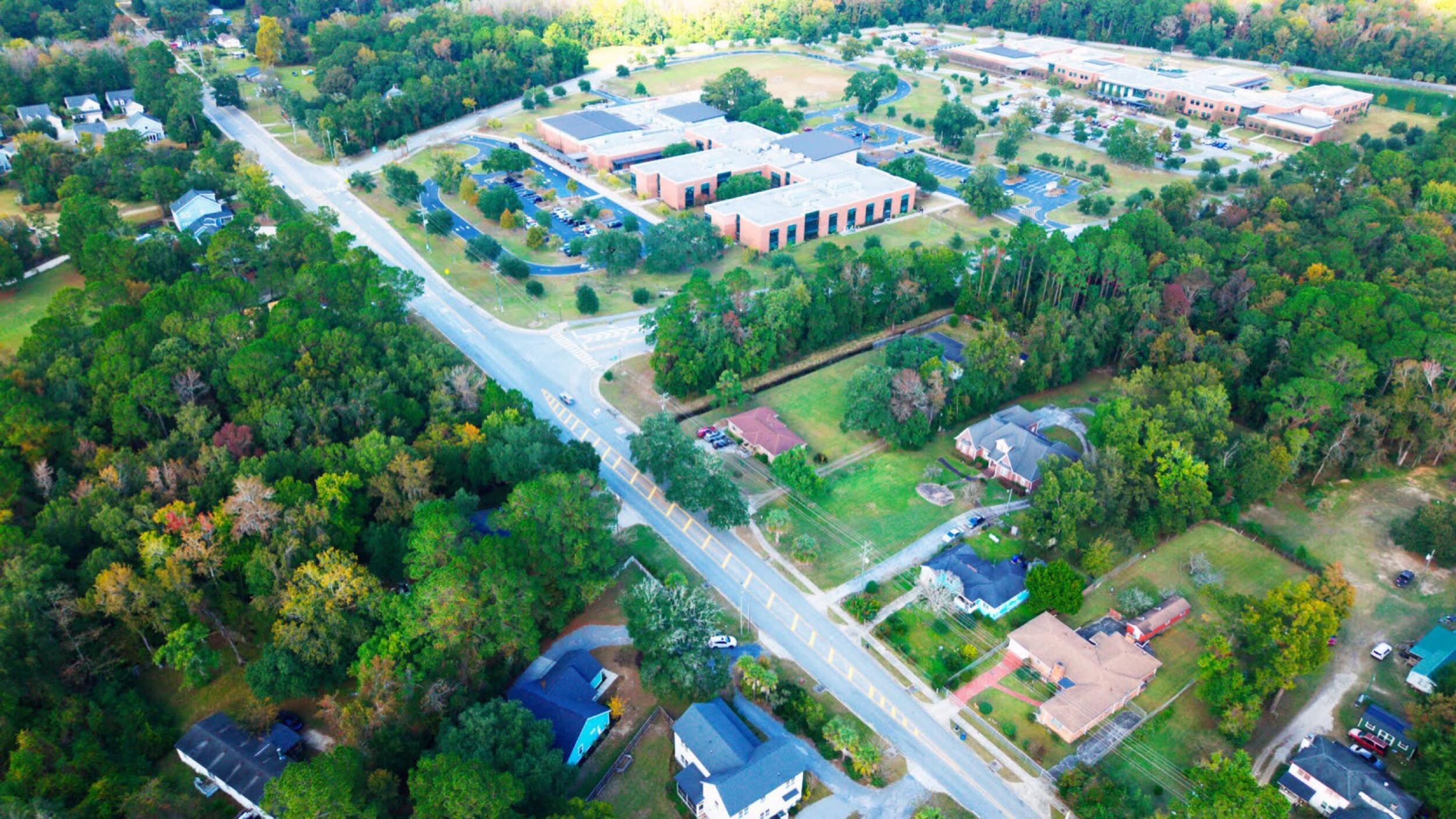 Mount Pleasant, South Carolina, 29466, United States, 3 Bedrooms Bedrooms, ,2 BathroomsBathrooms,Residential,For Sale,1992922