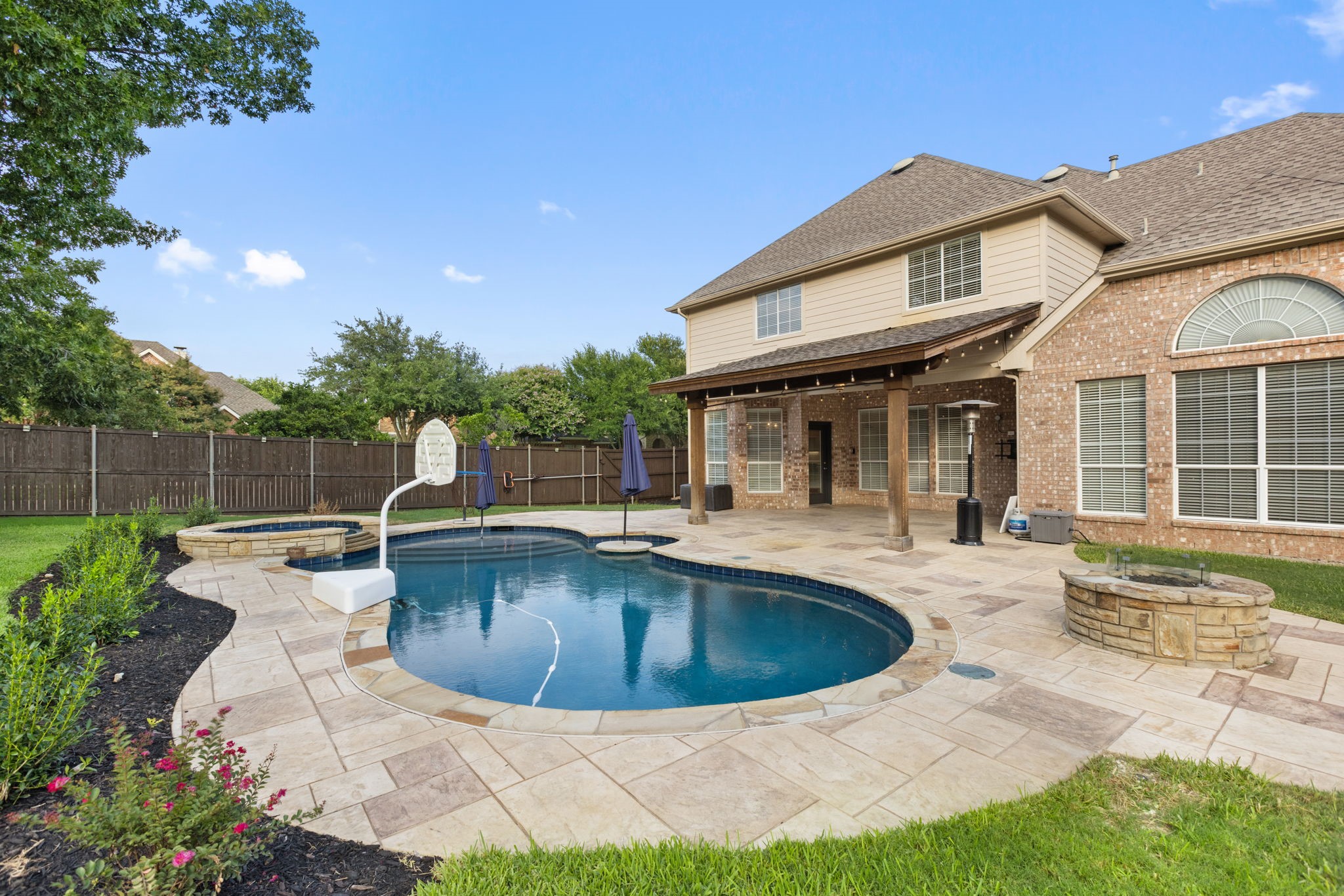 McKinney, Texas, 75072, United States, 4 Bedrooms Bedrooms, ,4 BathroomsBathrooms,Residential,For Sale,1933487