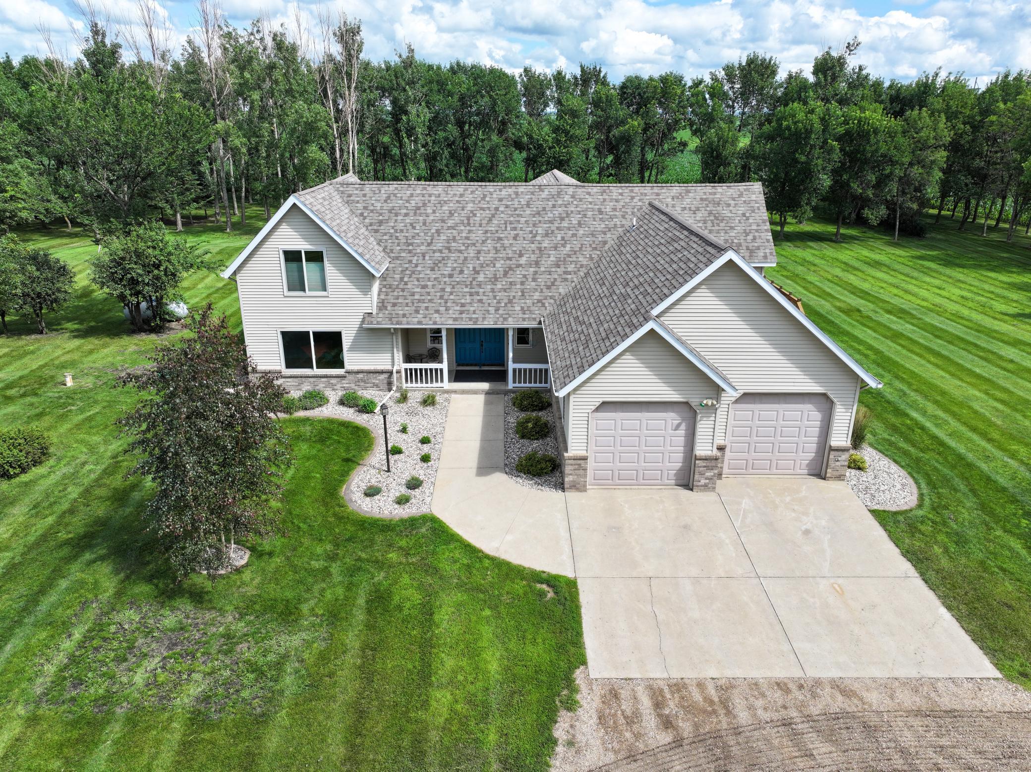 Elbow Lake, Minnesota, 56531, United States, 3 Bedrooms Bedrooms, ,2 BathroomsBathrooms,Residential,For Sale,1897699