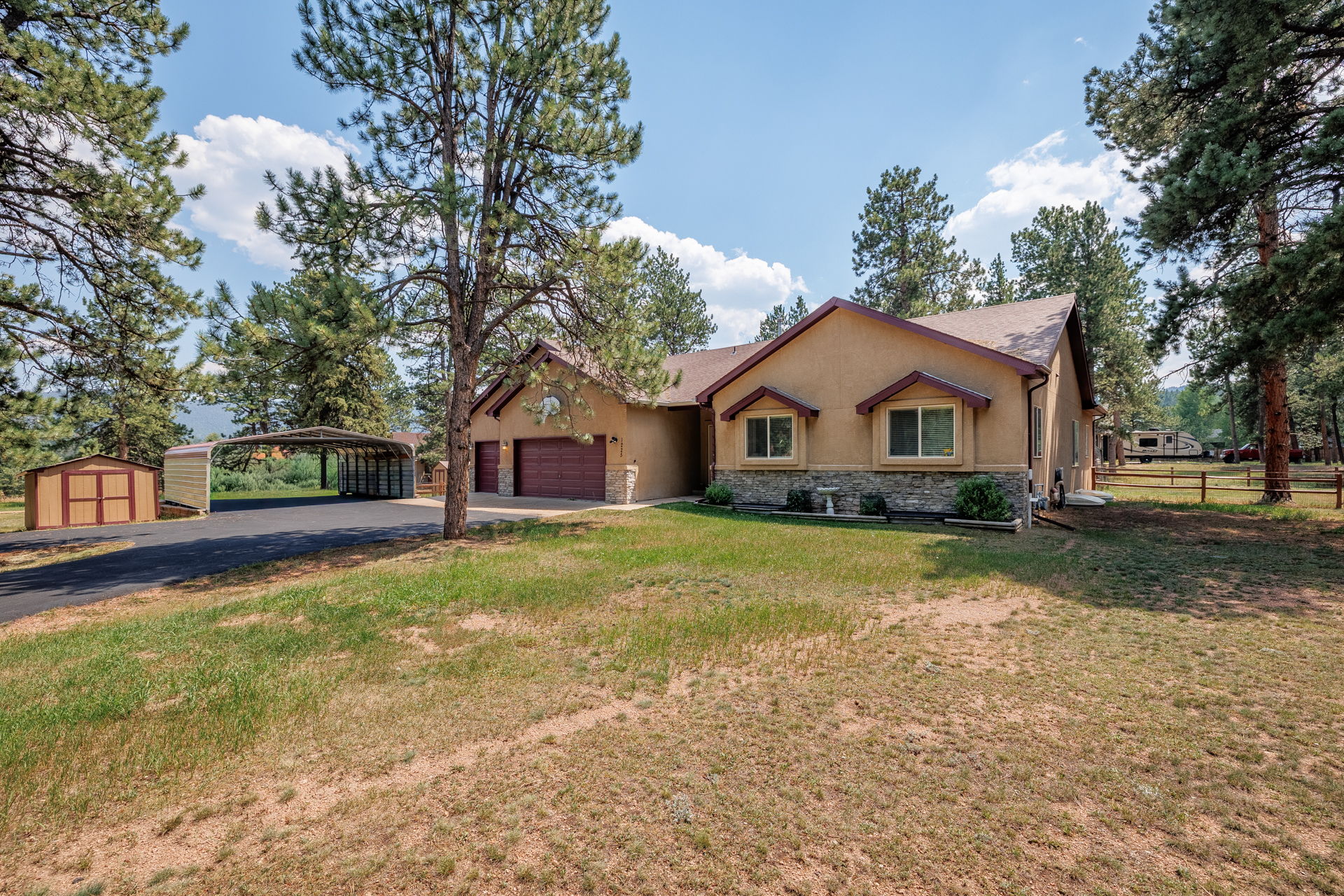 Woodland Park, Colorado, 80863, United States, 4 Bedrooms Bedrooms, ,3 BathroomsBathrooms,Residential,For Sale,1925072