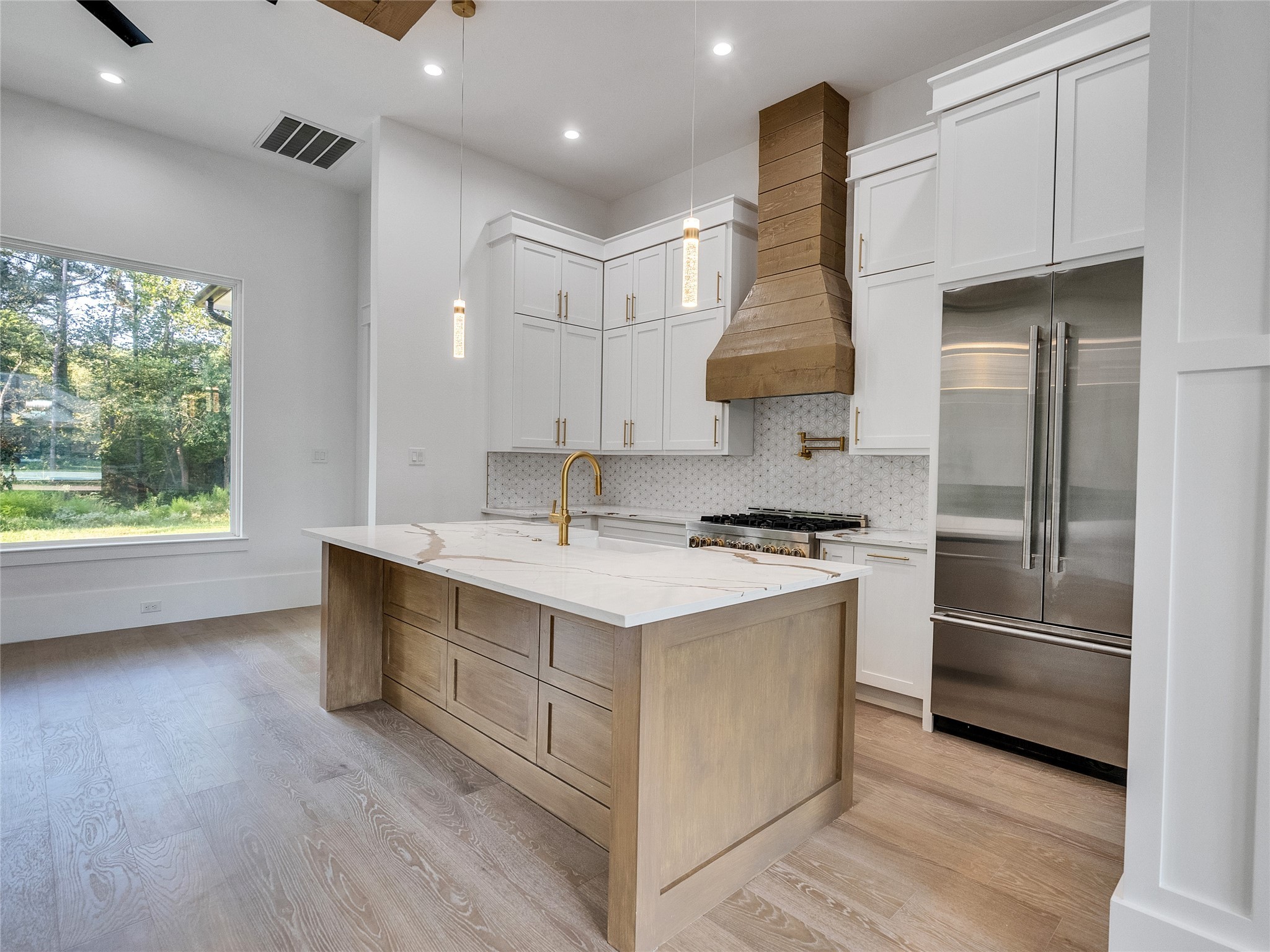 Magnolia, Texas, 77355, United States, 4 Bedrooms Bedrooms, ,4 BathroomsBathrooms,Residential,For Sale,1991024