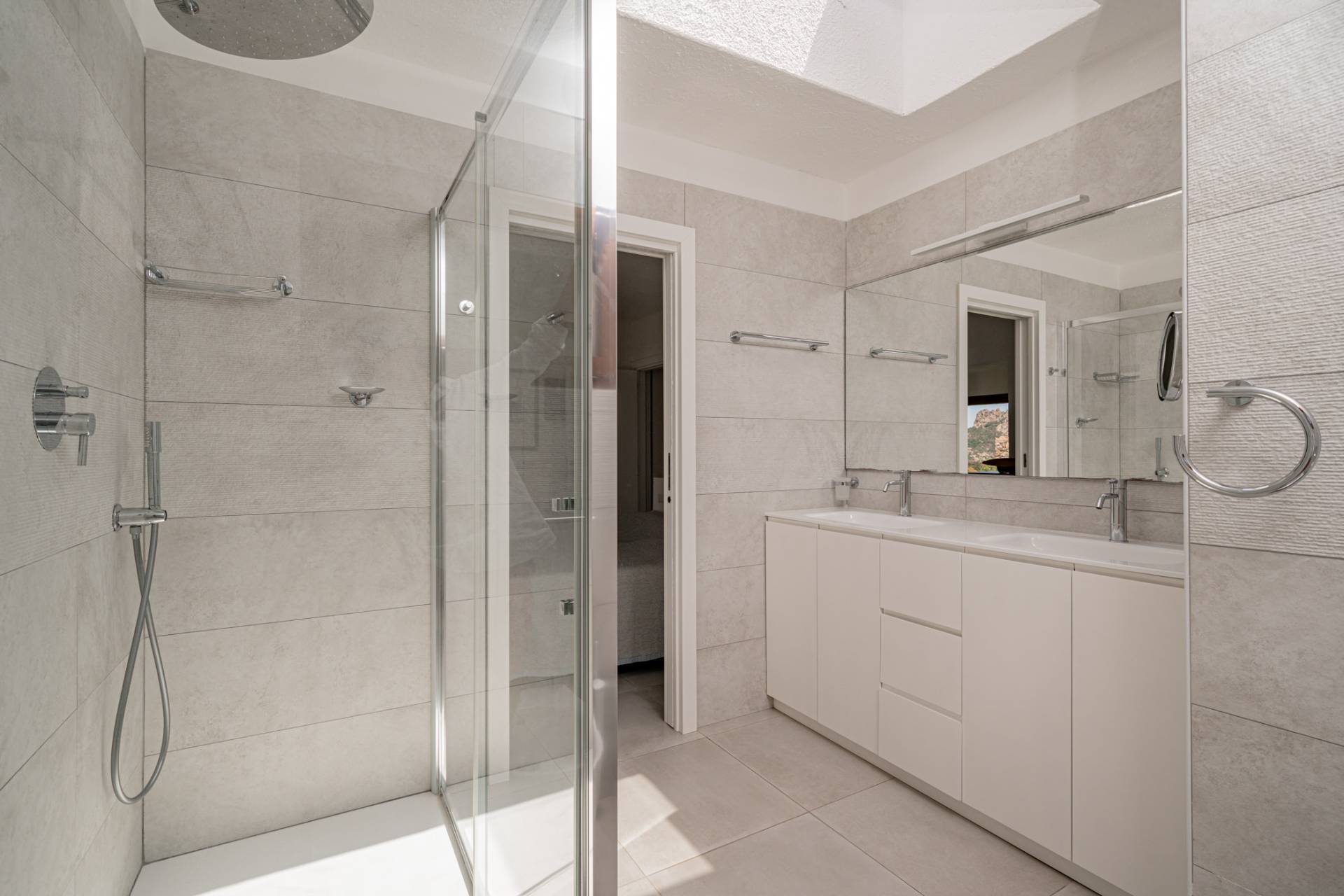 Arzachena, Sassari, IT, 5 Bedrooms Bedrooms, ,5 BathroomsBathrooms,Residential,For Sale,1911130