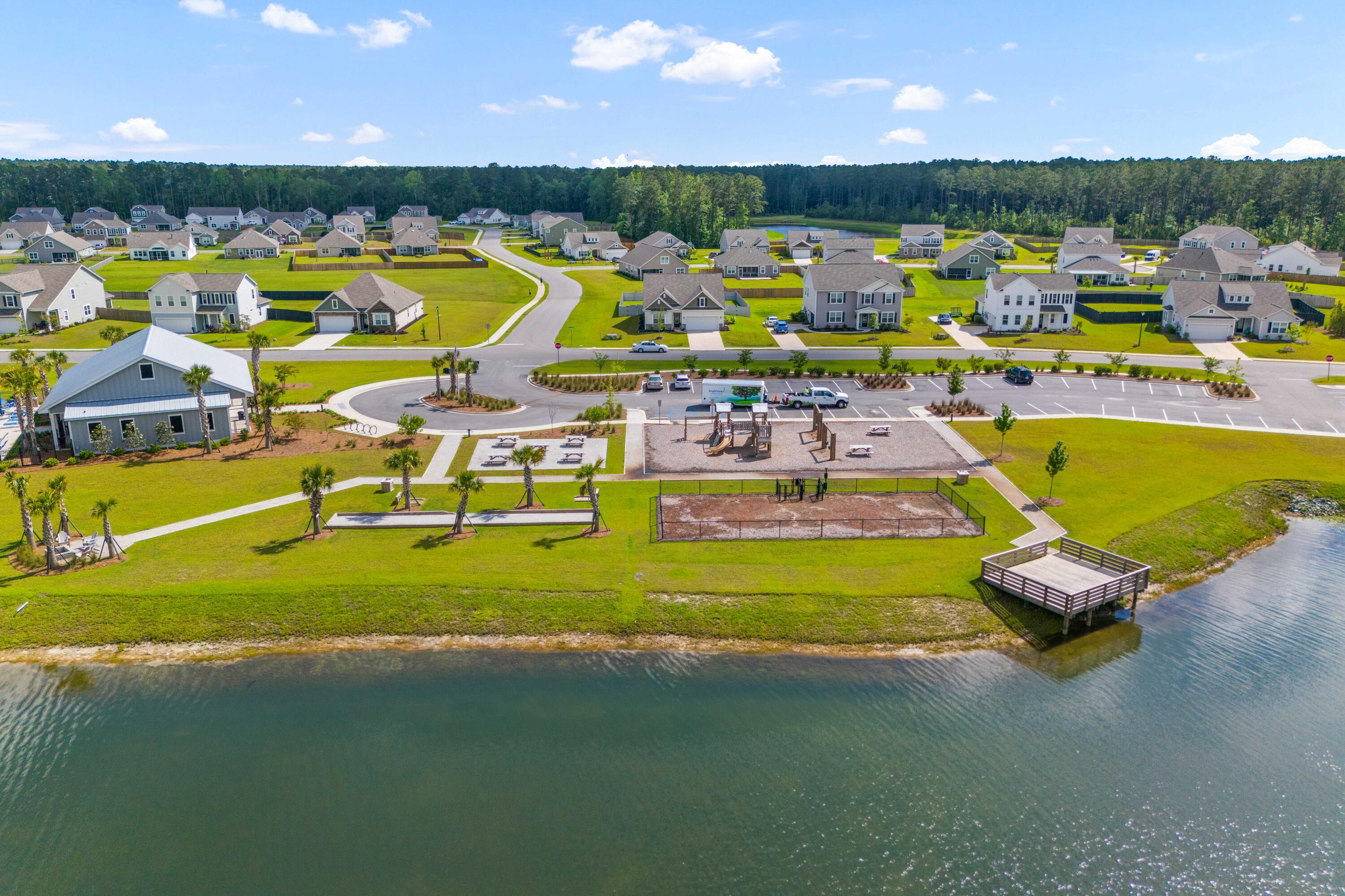 Huger, South Carolina, 29450, United States, 4 Bedrooms Bedrooms, ,2 BathroomsBathrooms,Residential,For Sale,1932638