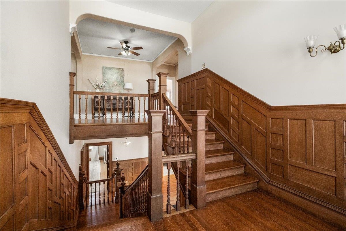Manchester, New Hampshire, 03104, United States, 5 Bedrooms Bedrooms, ,6 BathroomsBathrooms,Residential,For Sale,1779351