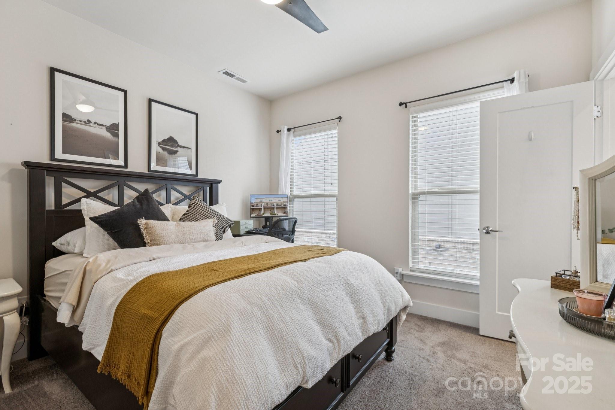 Charlotte, North Carolina, 28204, United States, 3 Bedrooms Bedrooms, ,4 BathroomsBathrooms,Residential,For Sale,1958271