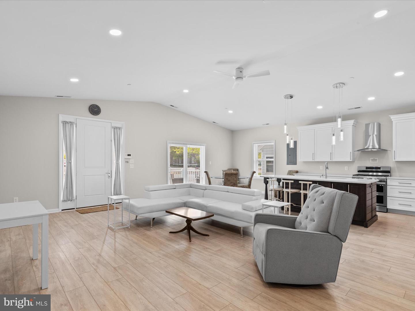 Ocean City, Maryland, 21842, United States, 3 Bedrooms Bedrooms, ,2 BathroomsBathrooms,Residential,For Sale,1847556
