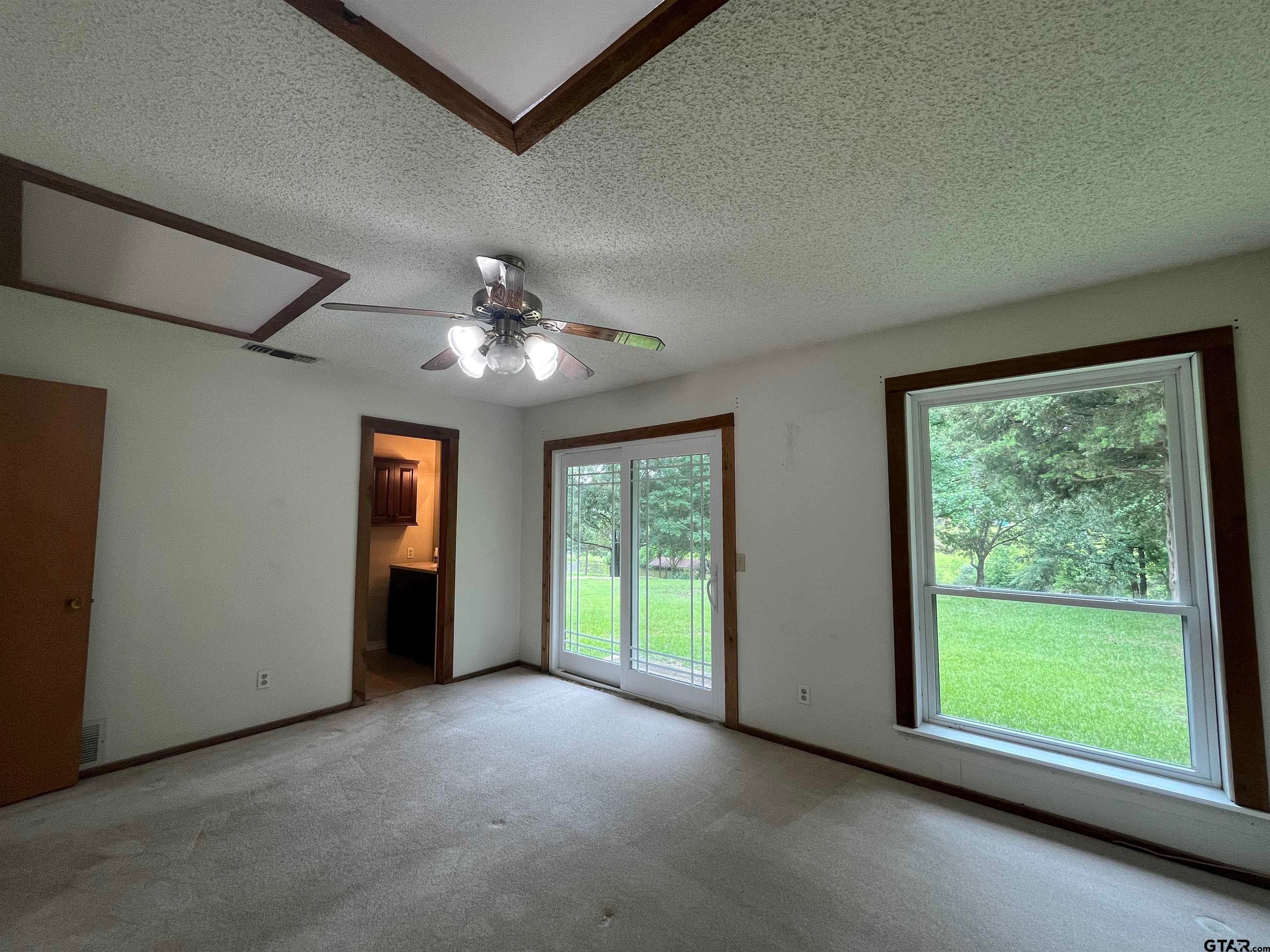Pittsburg, Texas, 75686, United States, 3 Bedrooms Bedrooms, ,2 BathroomsBathrooms,Residential,For Sale,1848749
