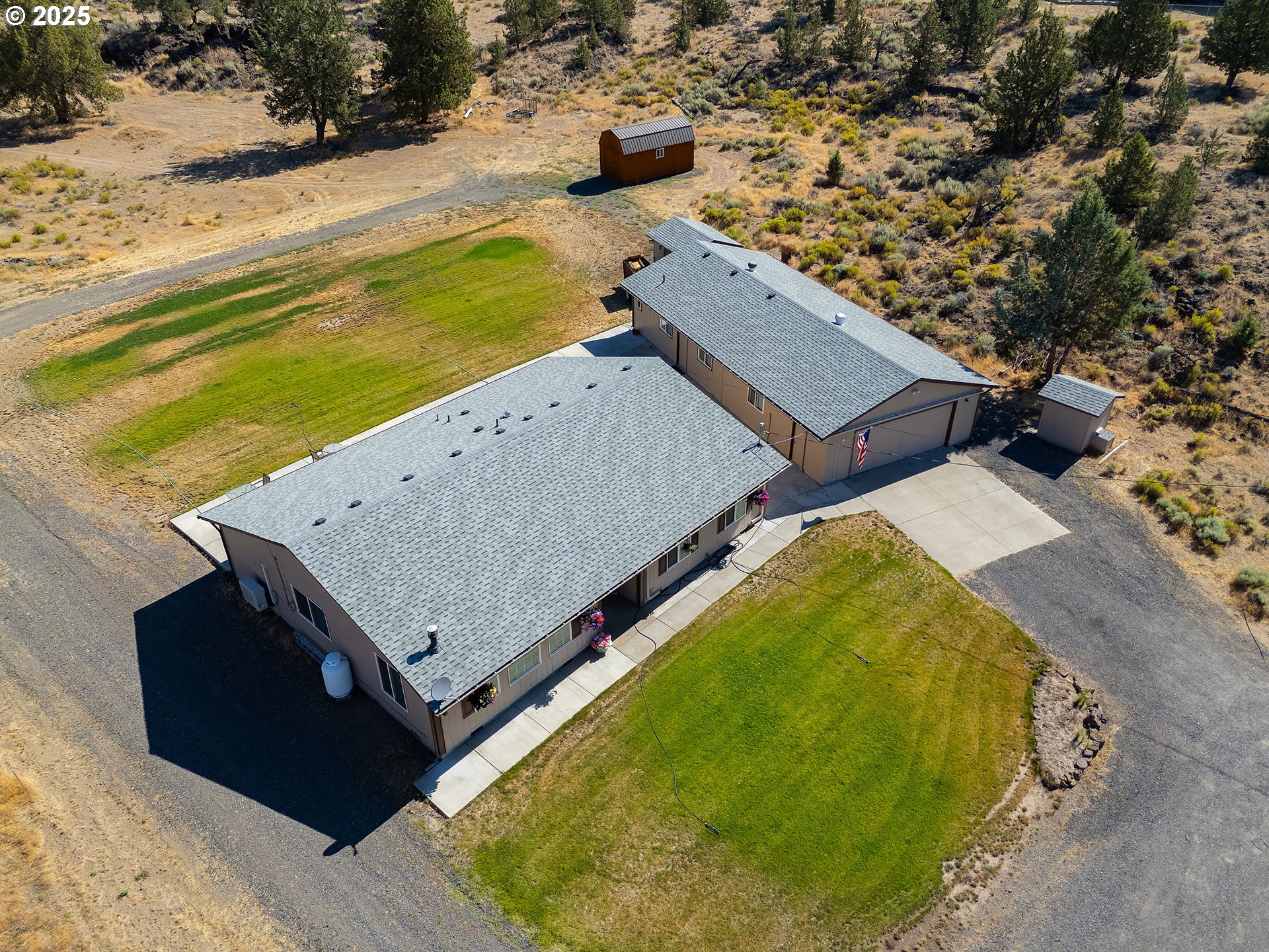 Terrebonne, Oregon, 97760, United States, 3 Bedrooms Bedrooms, ,2 BathroomsBathrooms,Residential,For Sale,1960646