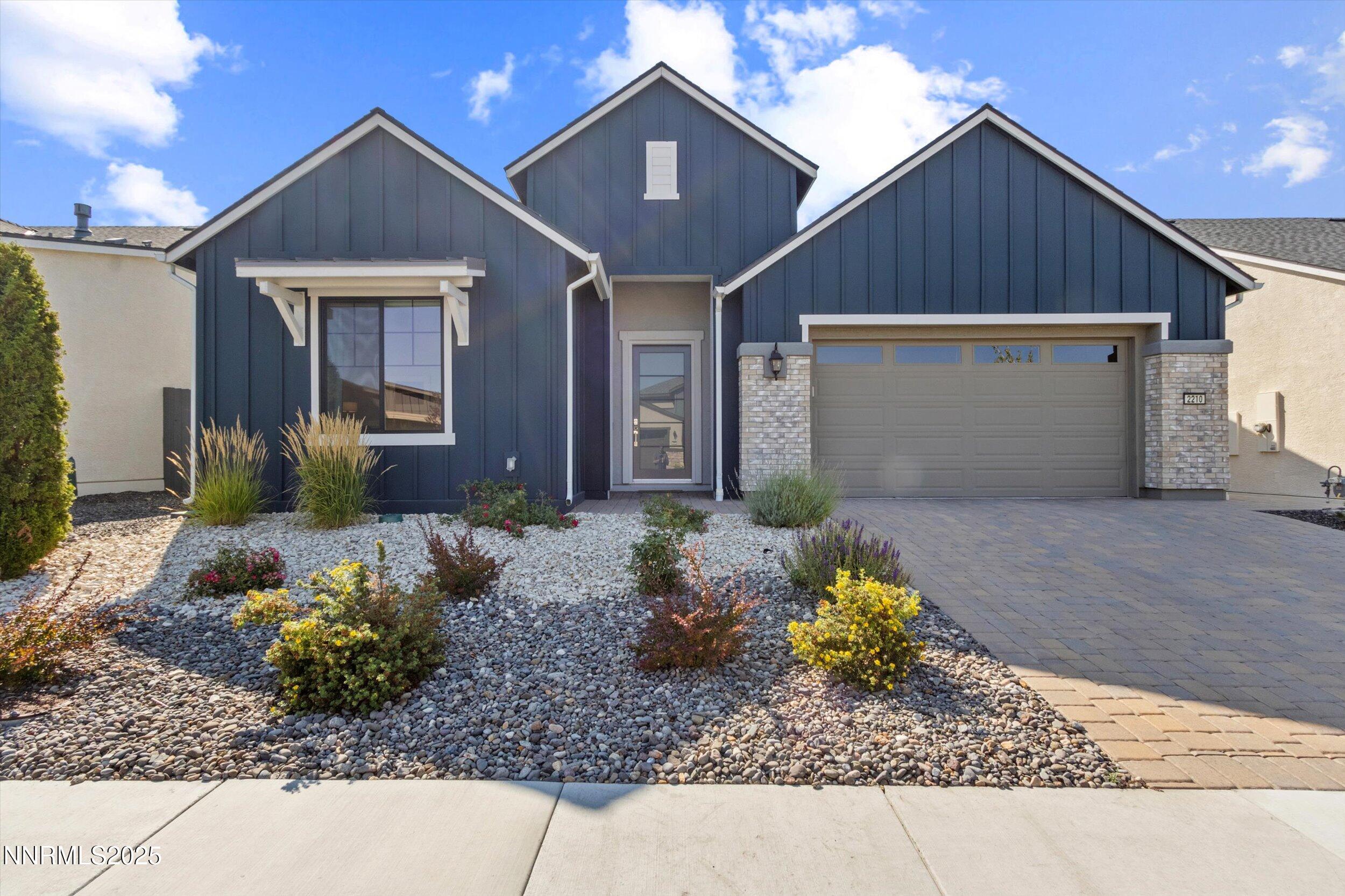 Reno, Nevada, 89521, United States, 2 Bedrooms Bedrooms, ,2 BathroomsBathrooms,Residential,For Sale,1940978