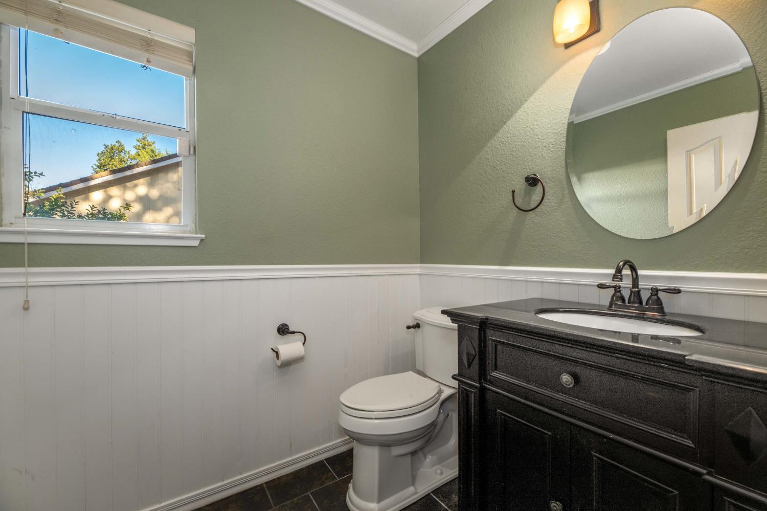 Grass Valley, California, 95945, United States, 3 Bedrooms Bedrooms, ,3 BathroomsBathrooms,Residential,For Sale,1924328