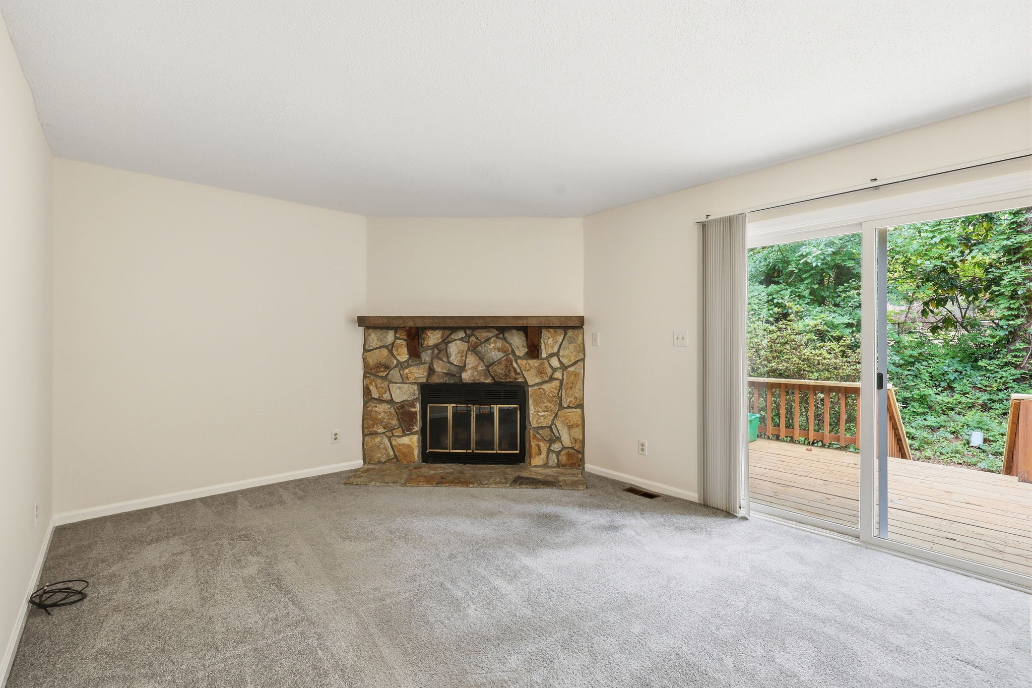  844-C Athens Drive, Raleigh, NC 27606 - 物件實景