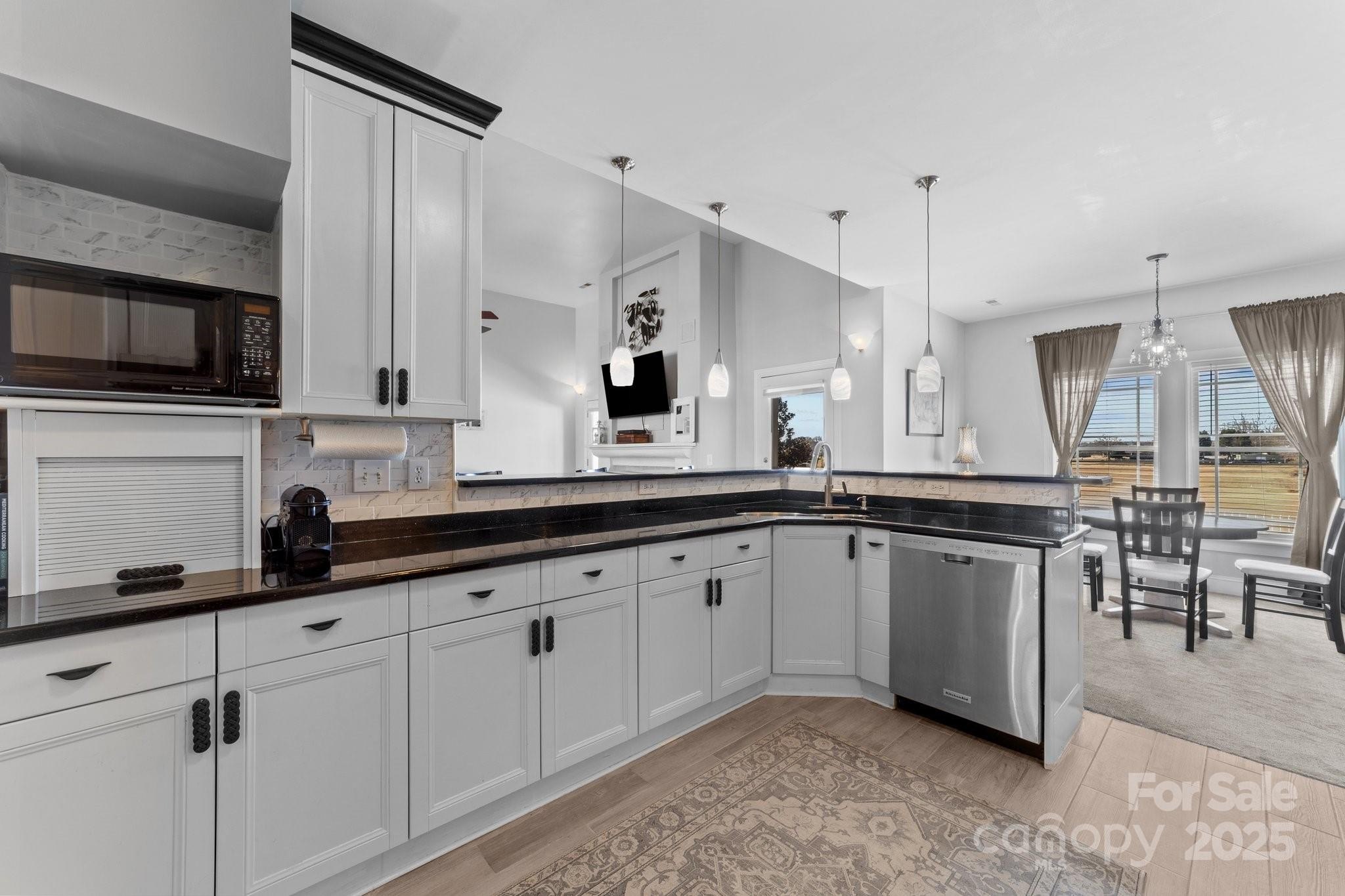 Salisbury, North Carolina, 28144, United States, 4 Bedrooms Bedrooms, ,4 BathroomsBathrooms,Residential,For Sale,1974637