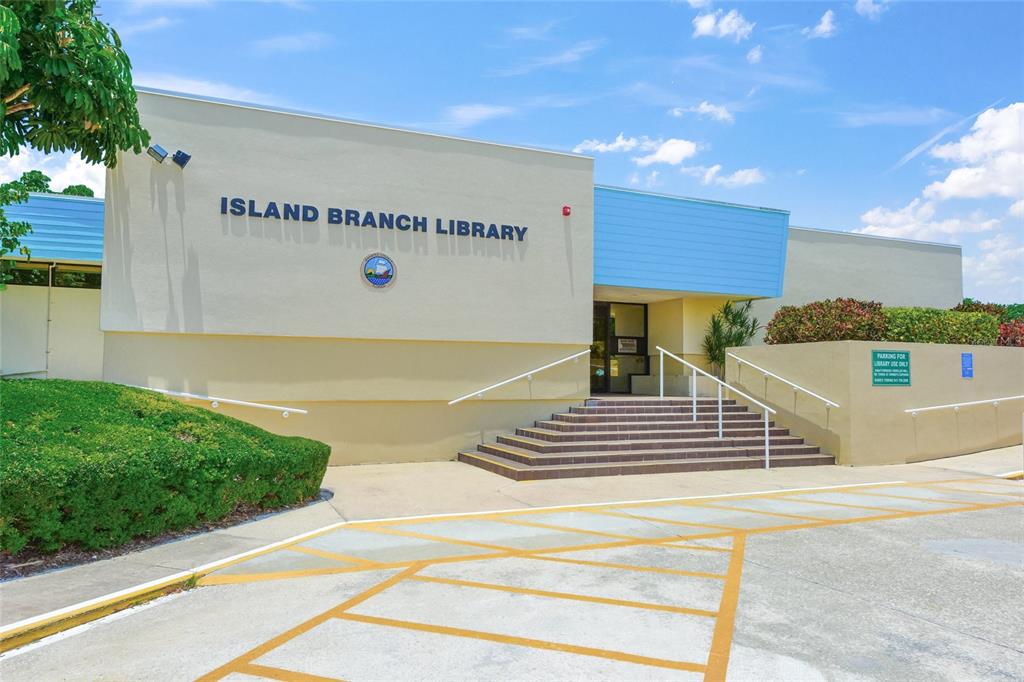 Holmes Beach, Florida, 34217, United States, 5 Bedrooms Bedrooms, ,5 BathroomsBathrooms,Residential,For Sale,1770392