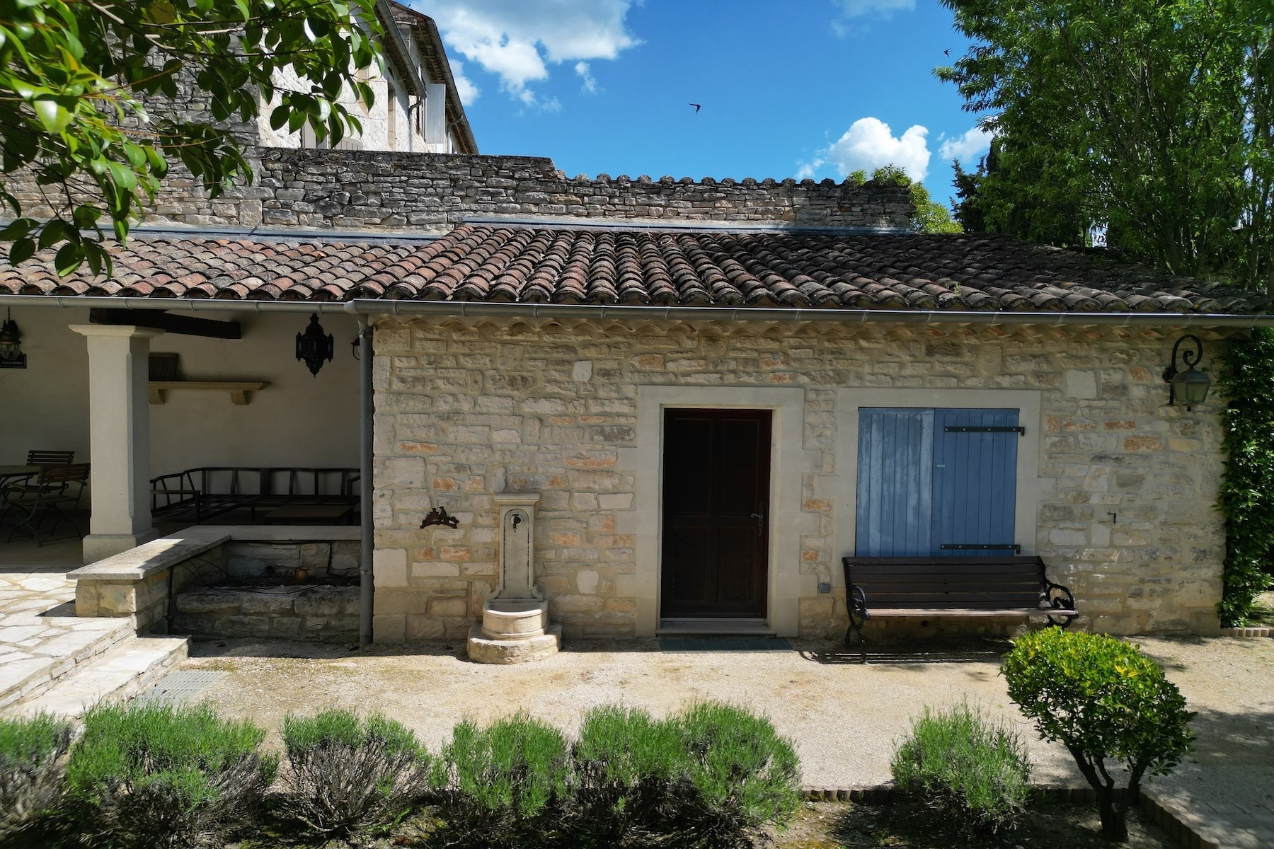  Exclusive Listing – Character-Filled Village Home with Garden, Terrace & Scenic… - 物件實景