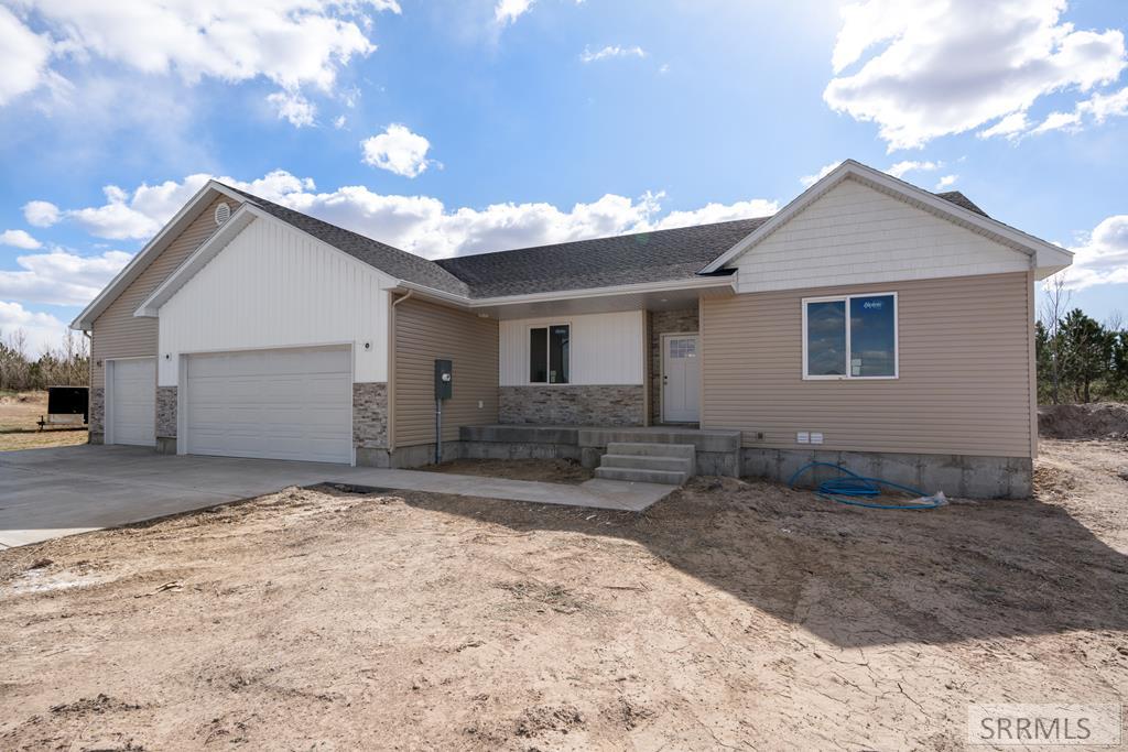 RIGBY, Idaho, 83442, United States, 5 Bedrooms Bedrooms, ,3 BathroomsBathrooms,Residential,For Sale,1983610