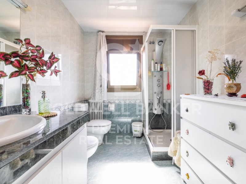 Sant Cugat del Vallès, Catalonia, ES, 5 Bedrooms Bedrooms, ,2 BathroomsBathrooms,Residential,For Sale,1759701