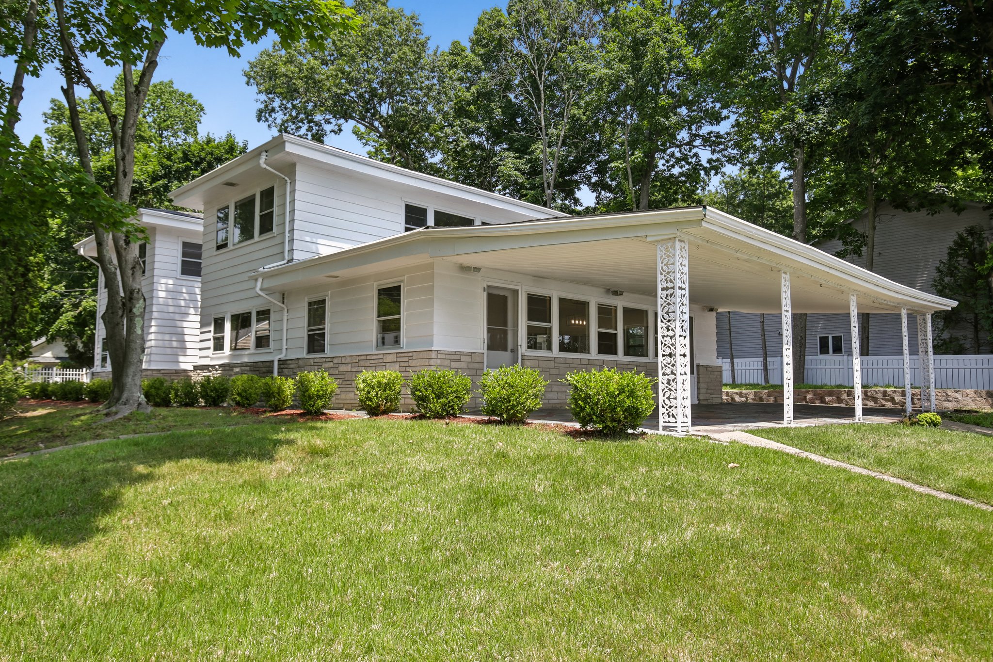  19 & 21 Lakeland Drive, Hopatcong, NJ 07843 - 物件實景