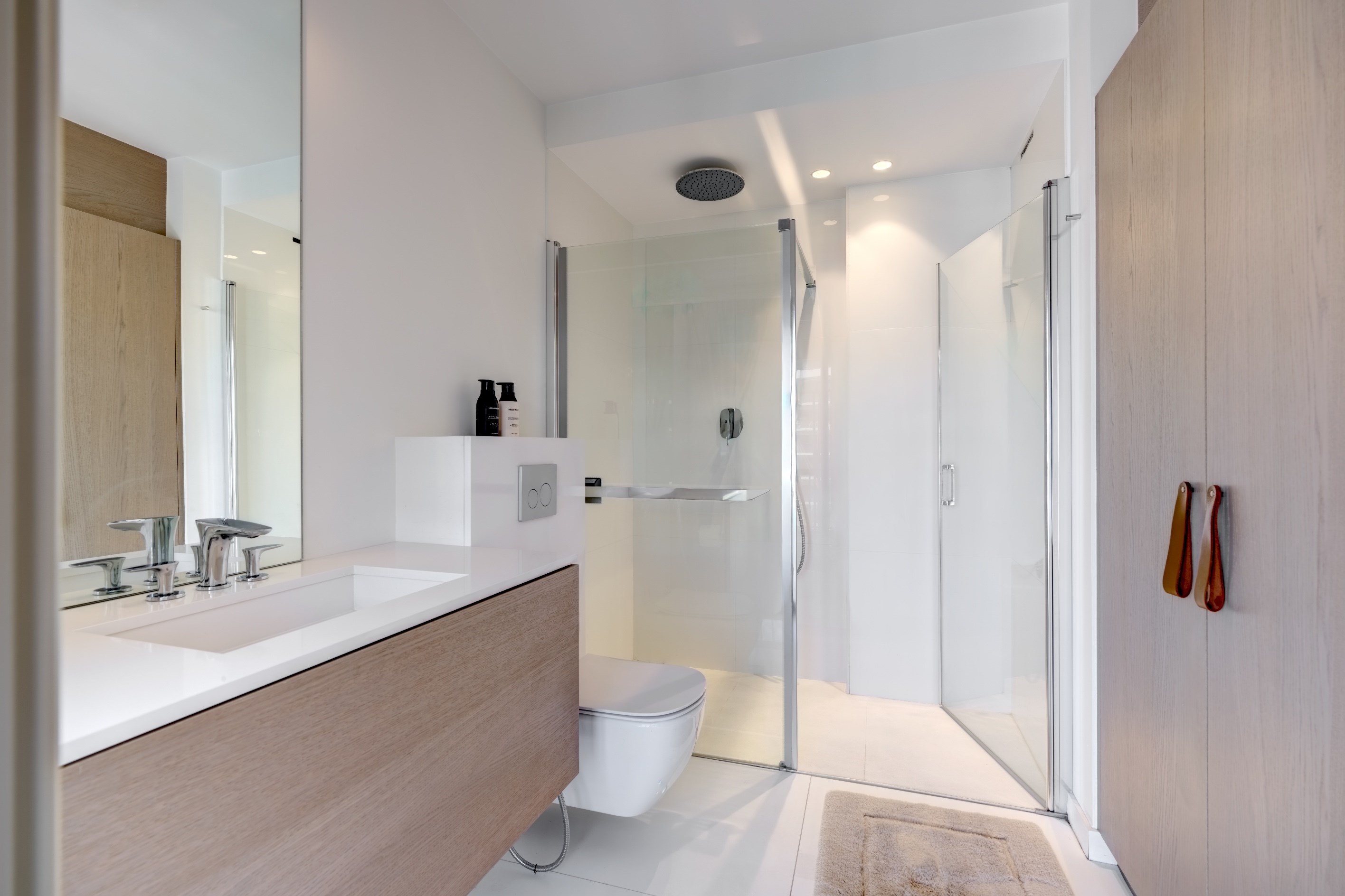  Luxury apartment on the Cannes Croisette with panoramic sea views and three sui… - 物件實景
