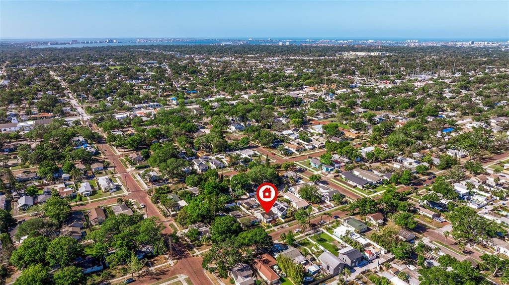 St Petersburg, Florida, 33713, United States, 2 Bedrooms Bedrooms, ,2 BathroomsBathrooms,Residential,For Sale,1768488