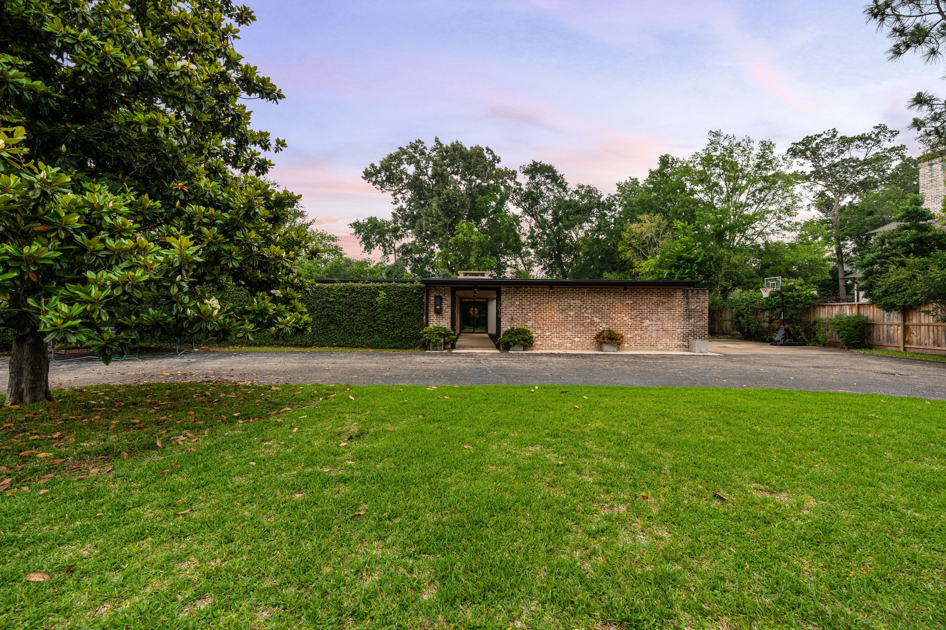  7614 River Point Drive - 物件實景