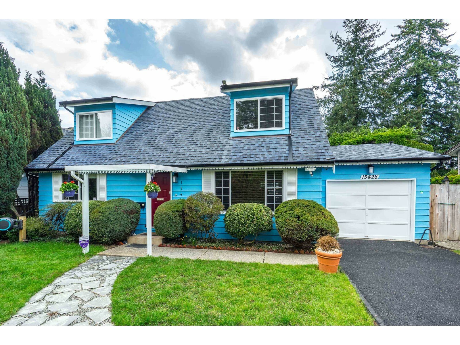 SURREY, British Columbia, V4A 5N3, CA, 3 Bedrooms Bedrooms, ,2 BathroomsBathrooms,Residential,For Sale,1838799