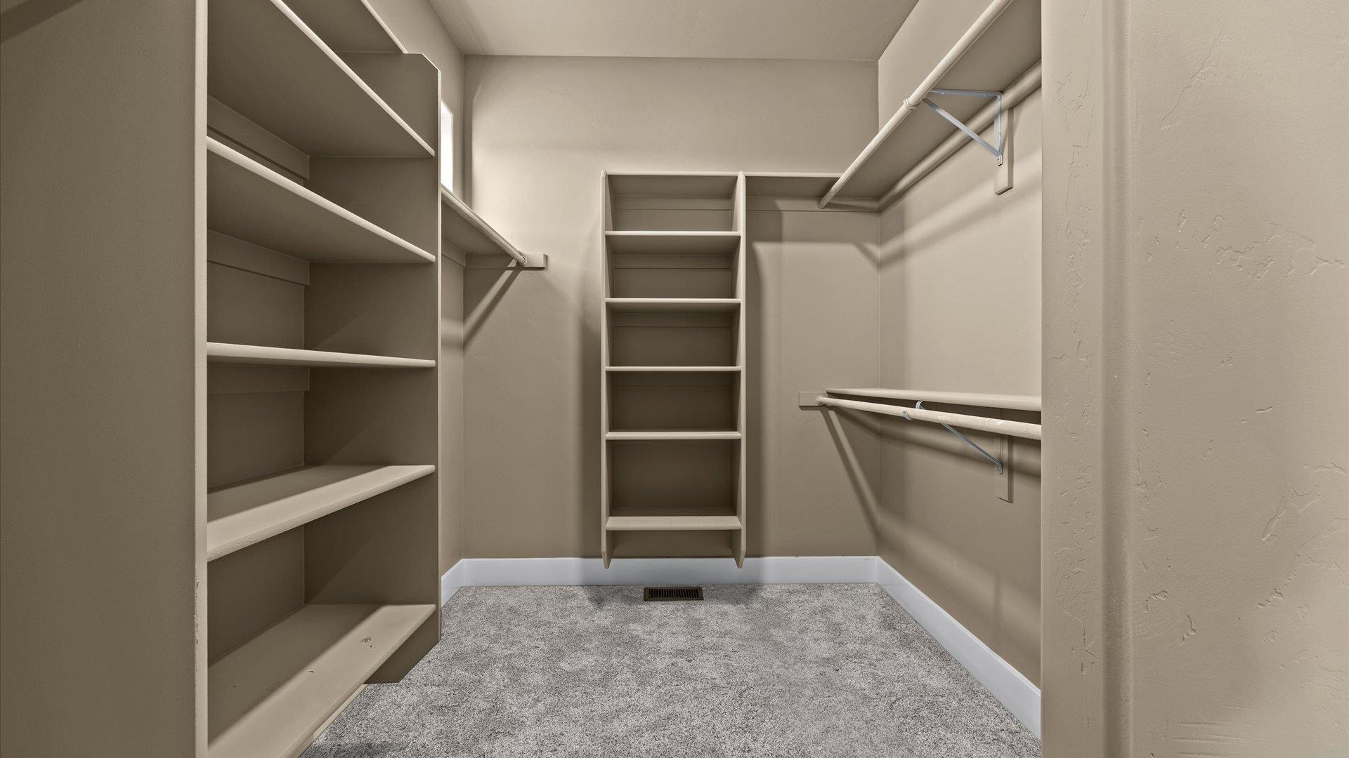 Grand Junction, Colorado, 81505, United States, 3 Bedrooms Bedrooms, ,3 BathroomsBathrooms,Residential,For Sale,2003382