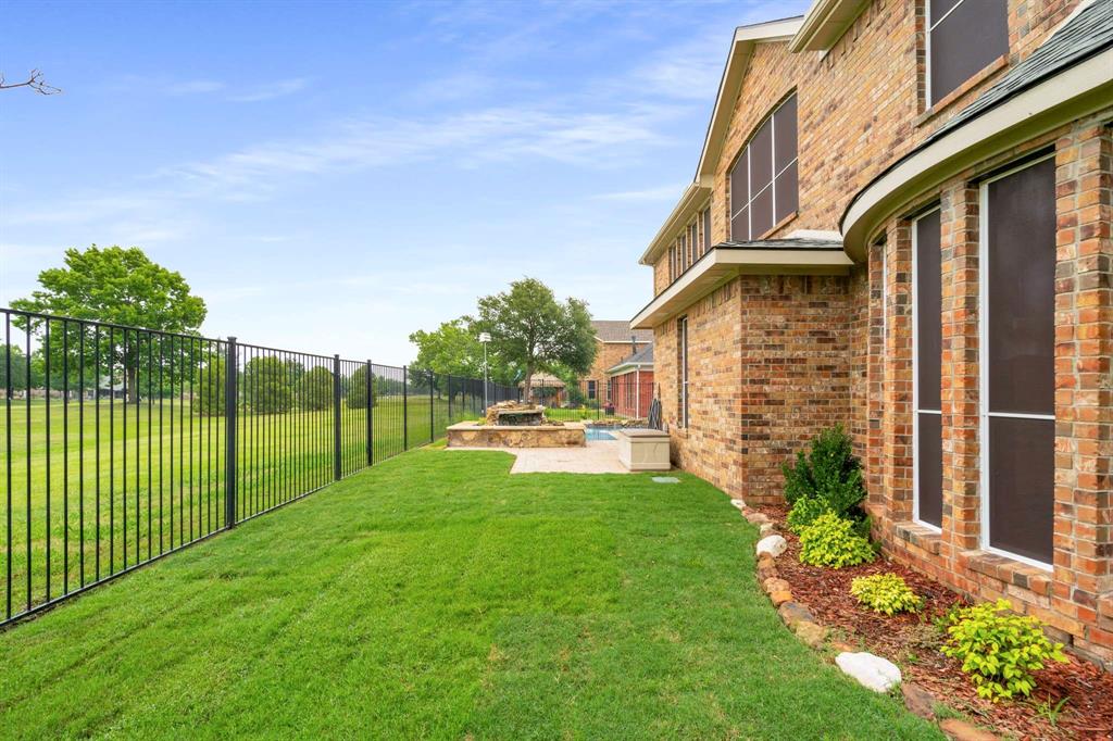 Rowlett, Texas, 75089, United States, 4 Bedrooms Bedrooms, ,4 BathroomsBathrooms,Residential,For Sale,1826622