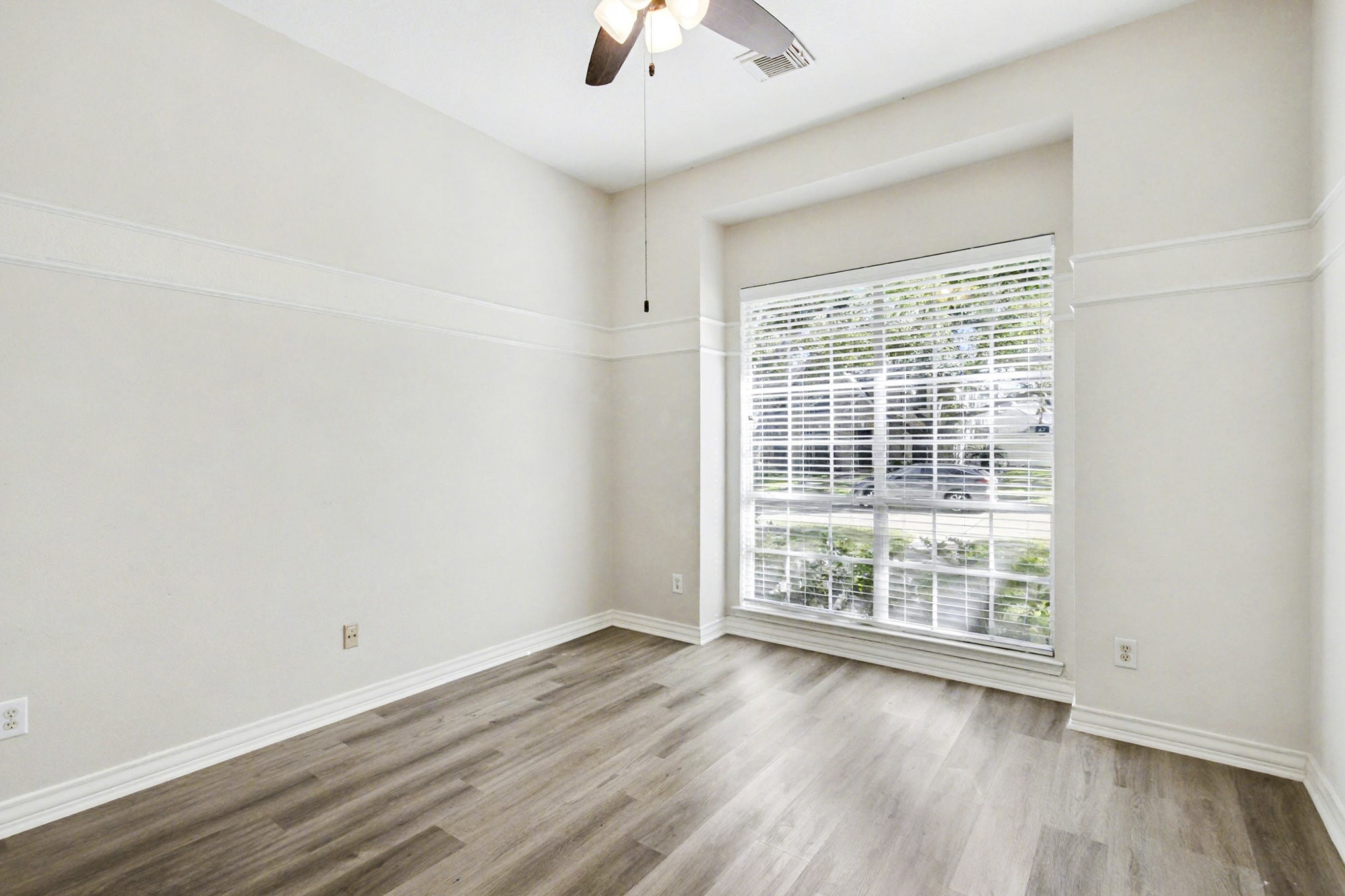 Houston, Texas, 77094, United States, 3 Bedrooms Bedrooms, ,2 BathroomsBathrooms,Residential,For Sale,1993384