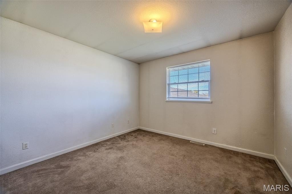 Lebanon, Missouri, 65536, United States, ,Residential,For Sale,1990490