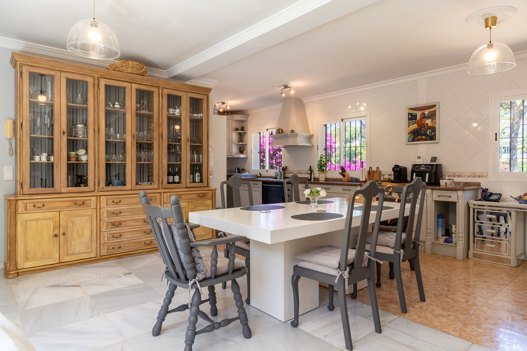  Beachside villa in El Presidente, Estepona - 物件實景