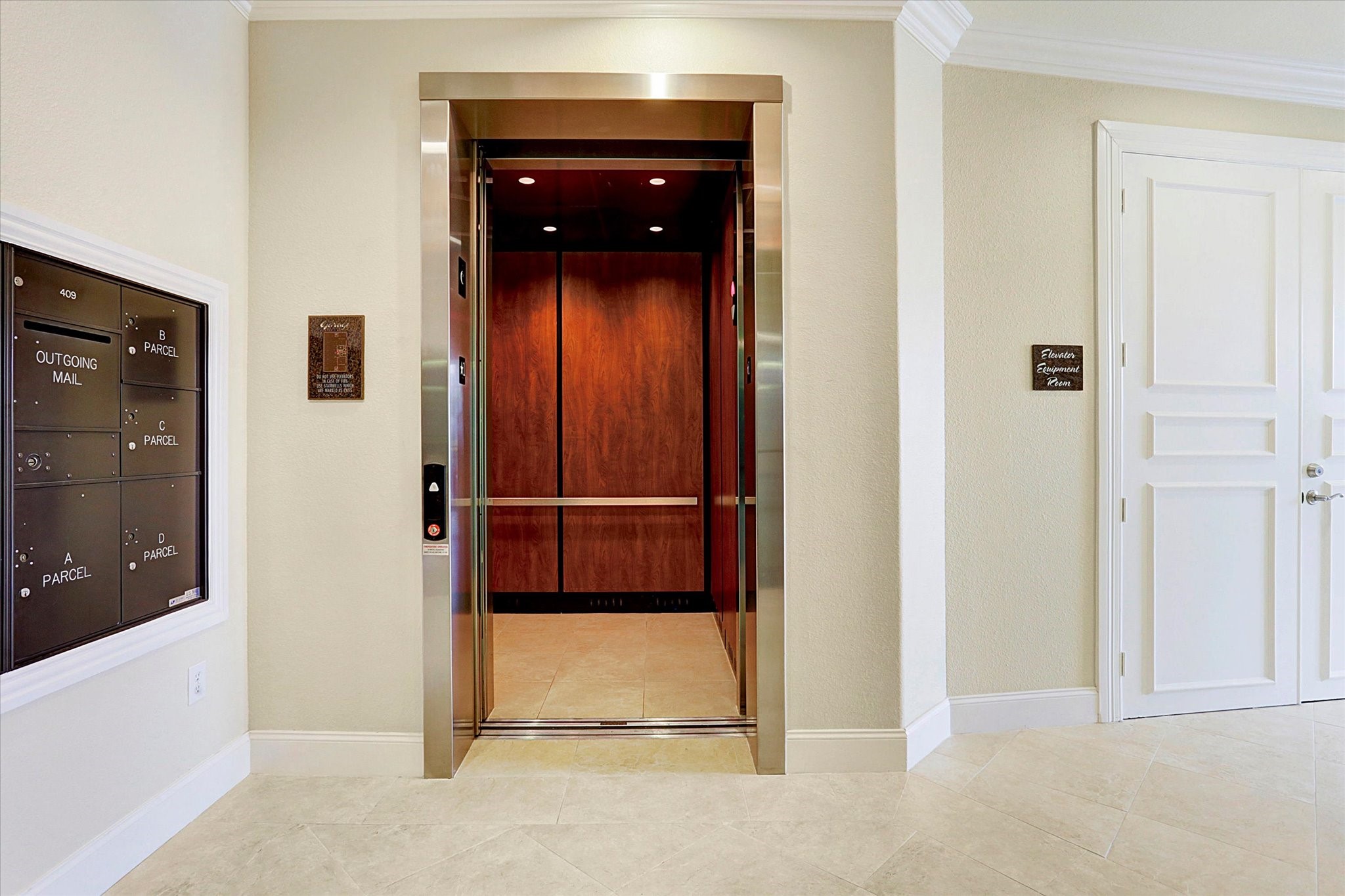  2120 Kipling Street #207 - 物件實景