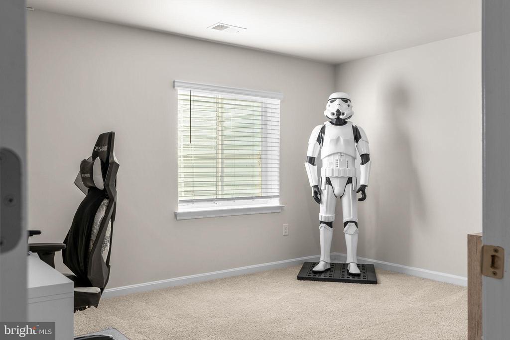 Frederick, Maryland, 21701, United States, 5 Bedrooms Bedrooms, ,4 BathroomsBathrooms,Residential,For Sale,1987107