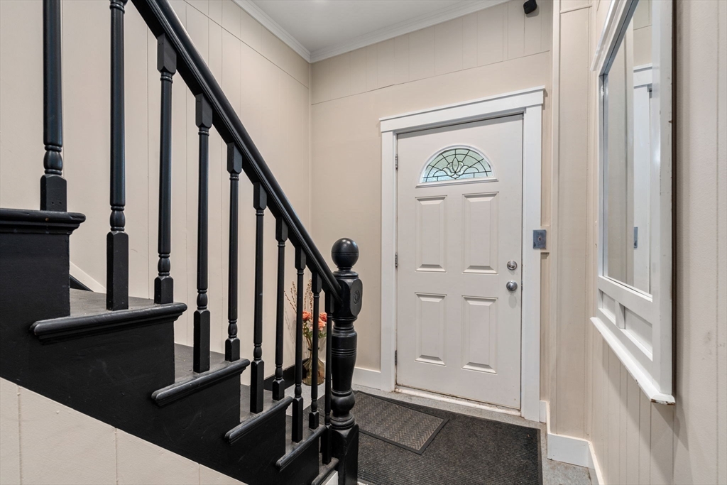 Somerville, Massachusetts, 02145, United States, 5 Bedrooms Bedrooms, ,3 BathroomsBathrooms,Residential,For Sale,1818195