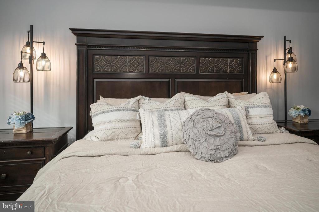 Bealeton, Virginia, 22712, United States, 4 Bedrooms Bedrooms, ,3 BathroomsBathrooms,Residential,For Sale,2002871