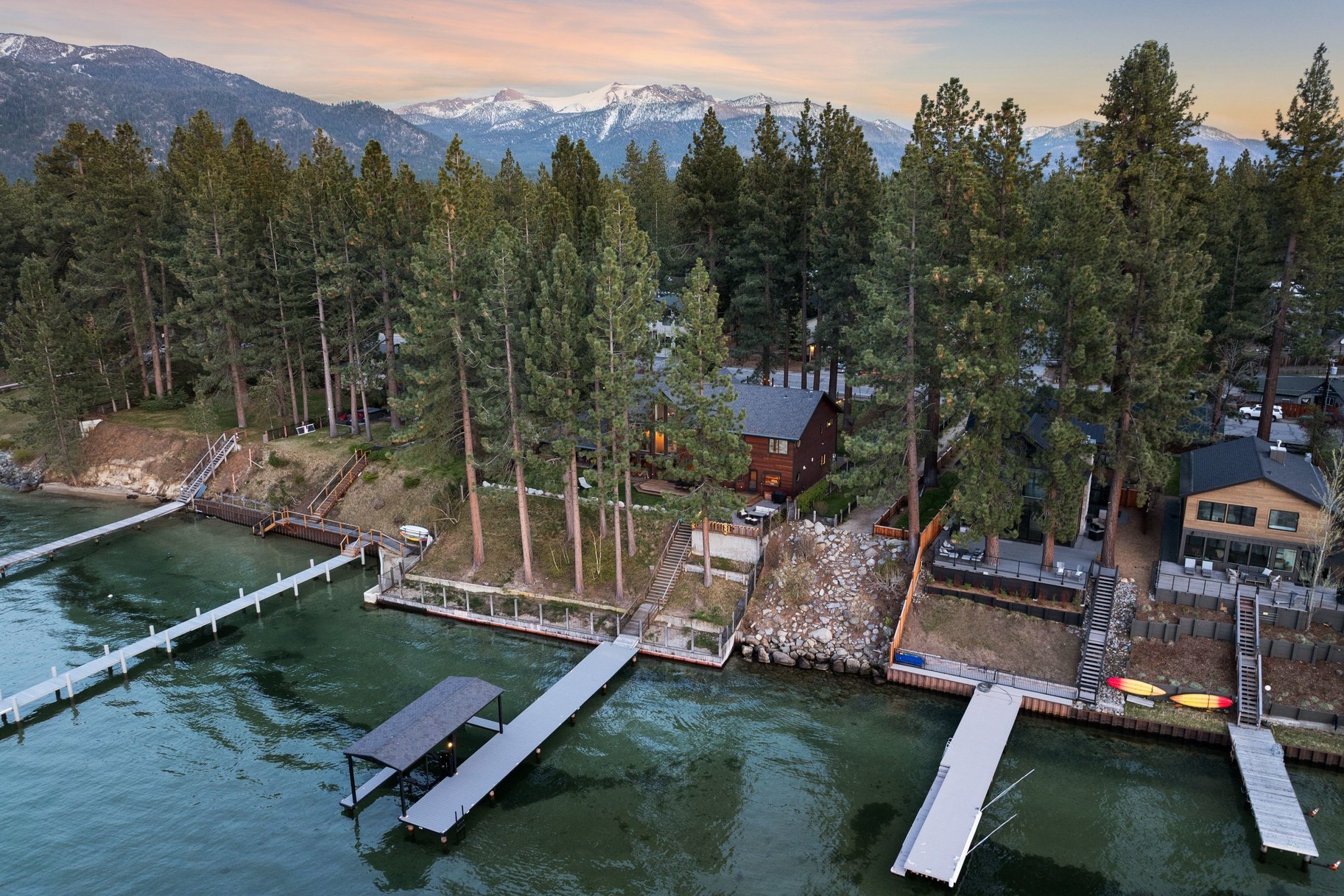  Sunrise-to-Sunset Lake Living - 物件實景
