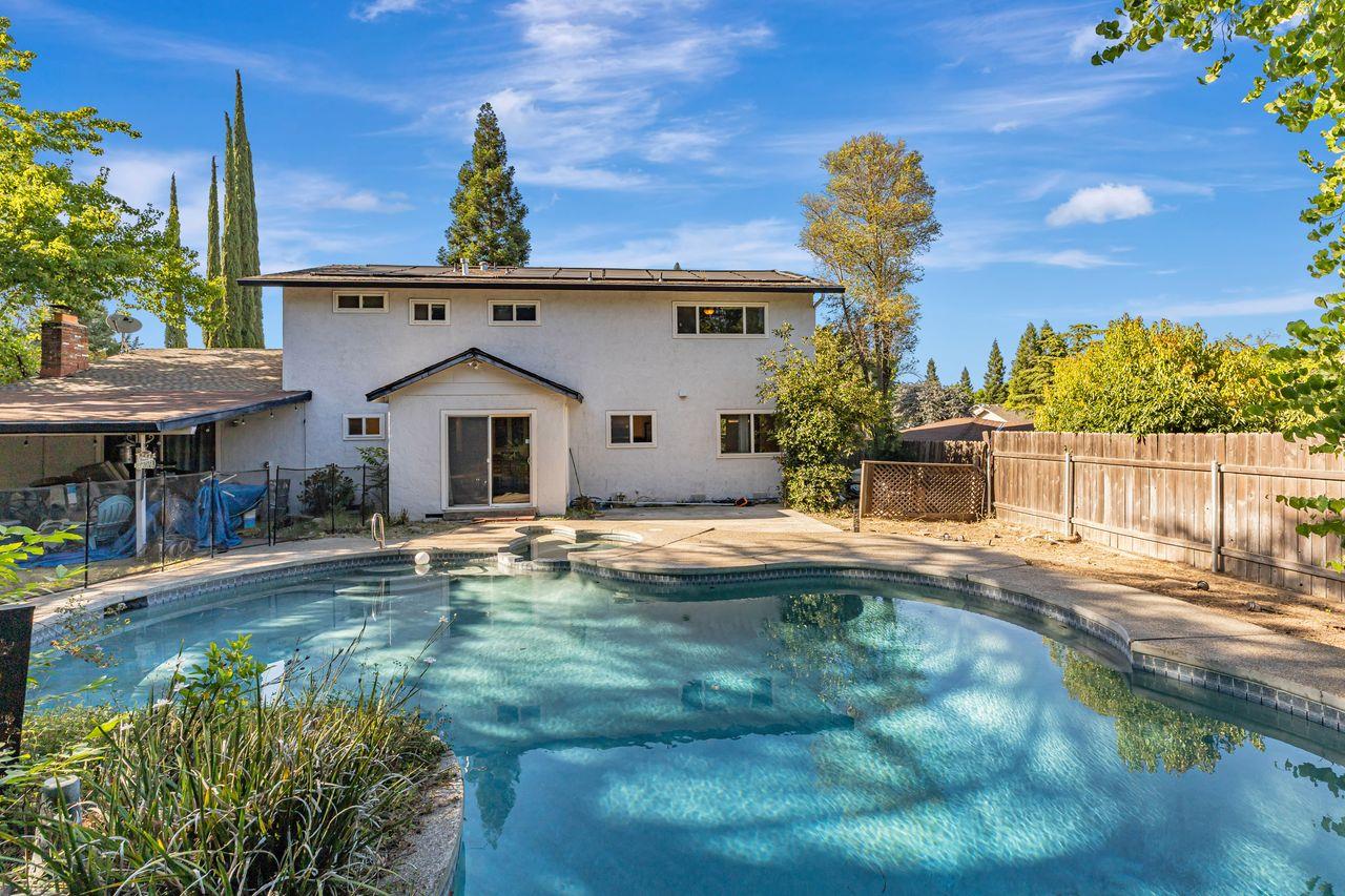 Fair Oaks, California, 95628, United States, 4 Bedrooms Bedrooms, ,3 BathroomsBathrooms,Residential,For Sale,1992931