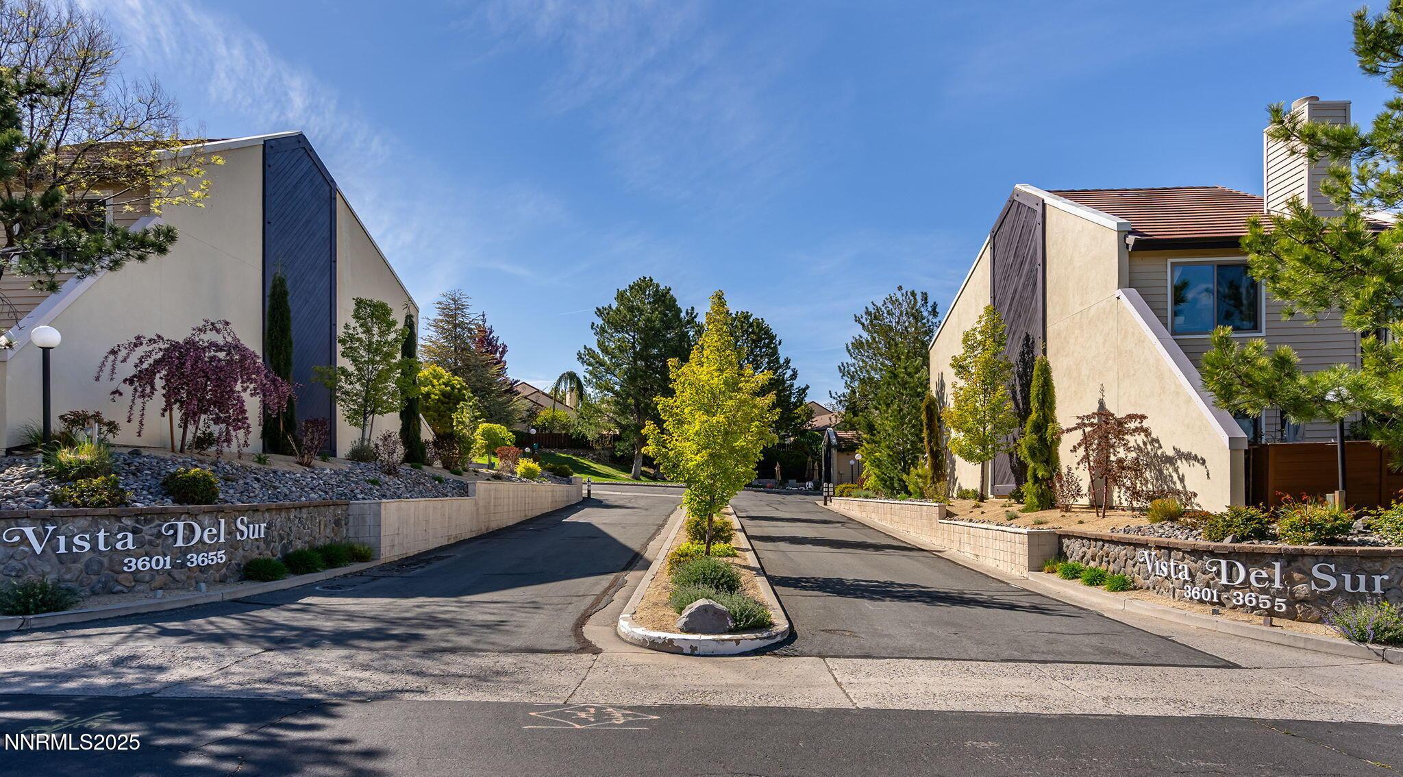 Reno, Nevada, 89509, United States, 2 Bedrooms Bedrooms, ,3 BathroomsBathrooms,Residential,For Sale,1912616