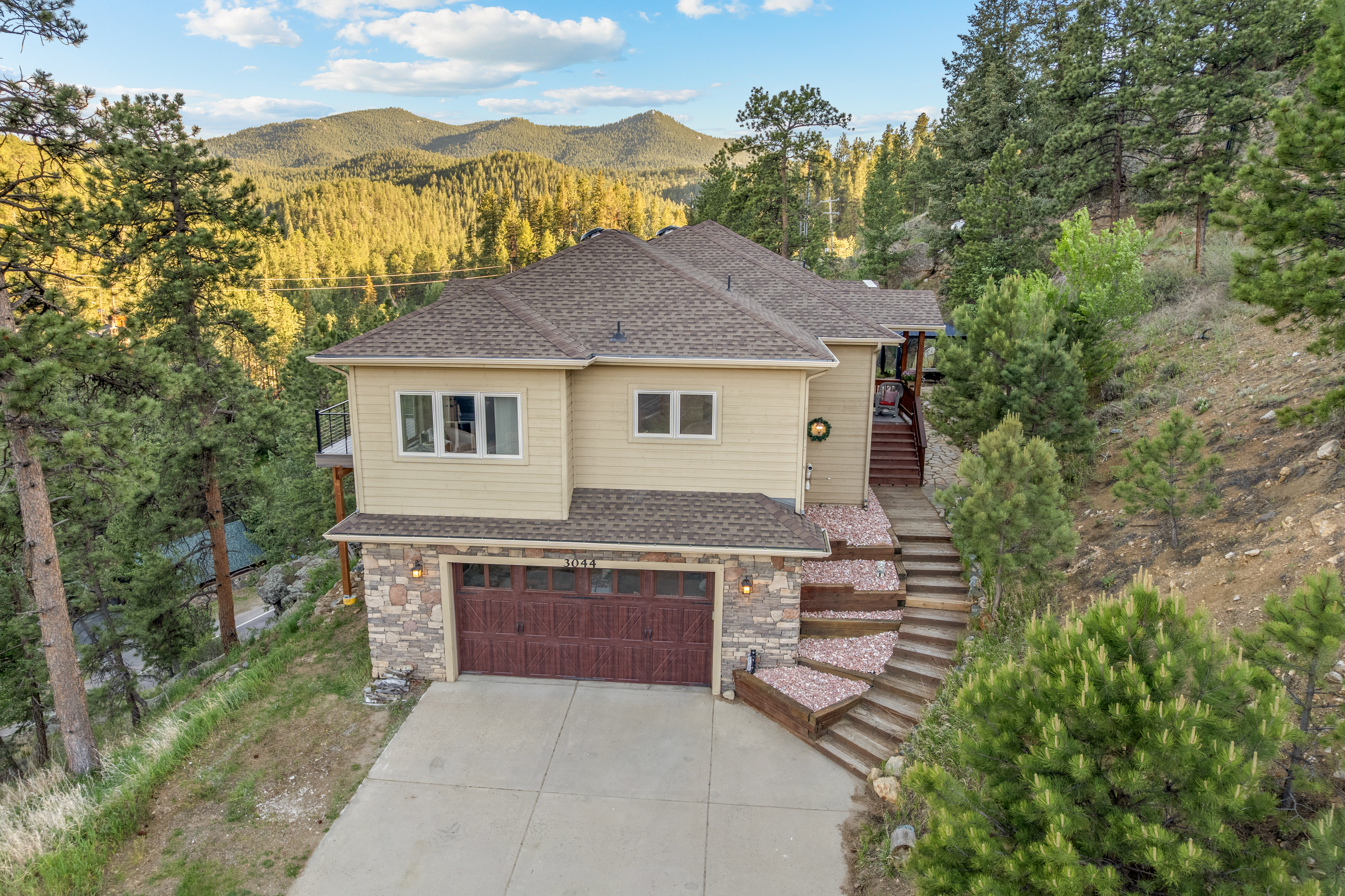  Bear Creek Canyon Mountain Home with Decks, Views & Main Level Living - 物件實景