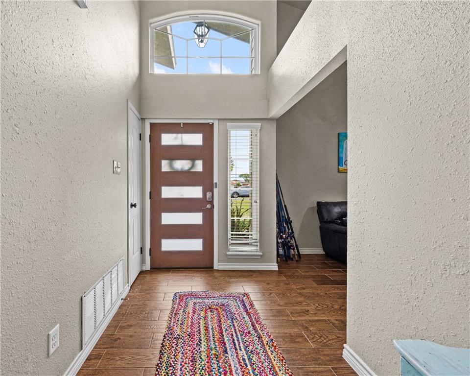 Corpus Christi, Texas, 78412, United States, 4 Bedrooms Bedrooms, ,4 BathroomsBathrooms,Residential,For Sale,1847108