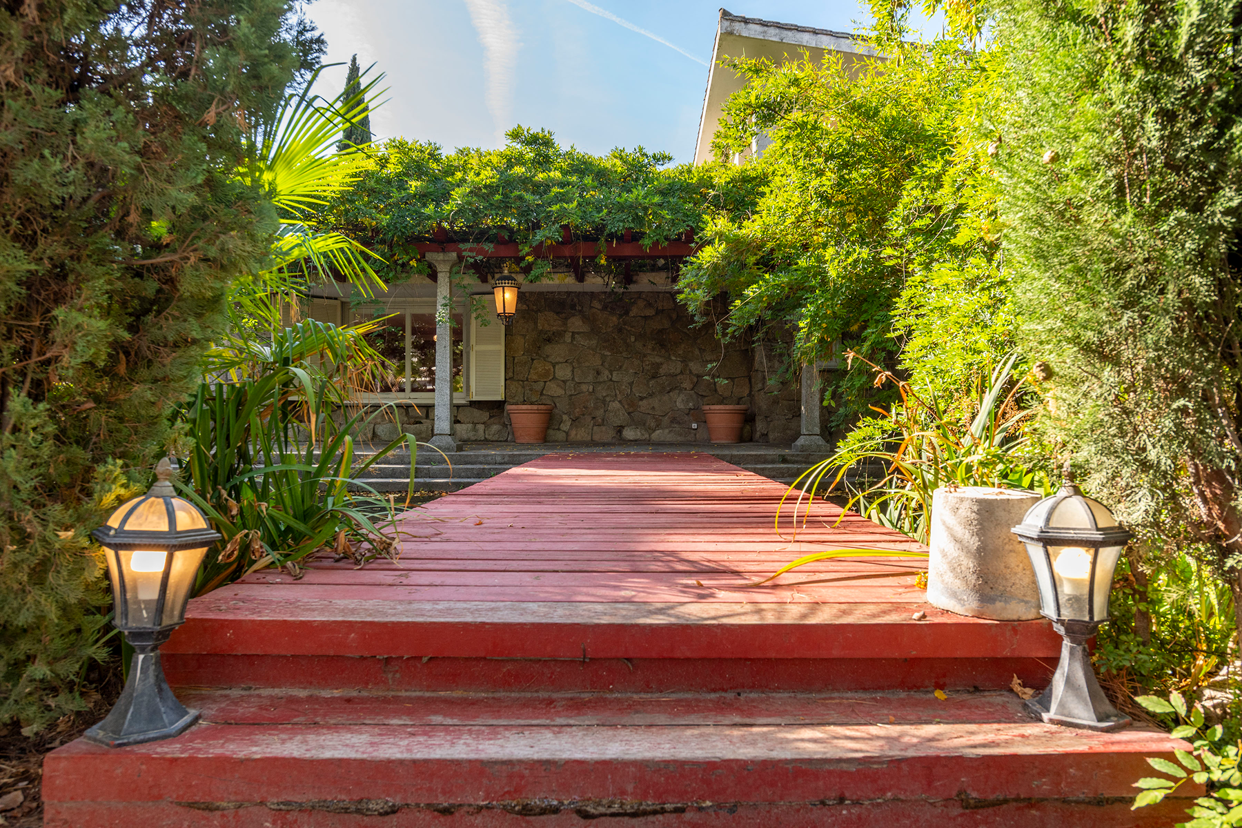  A residence with extraordinary transformation potential in La Florida - 物件實景