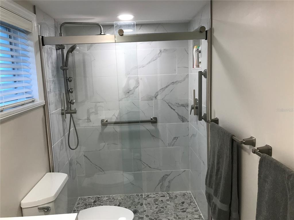 Sarasota, Florida, 34236, United States, 2 Bedrooms Bedrooms, ,2 BathroomsBathrooms,Residential,For Sale,1896445