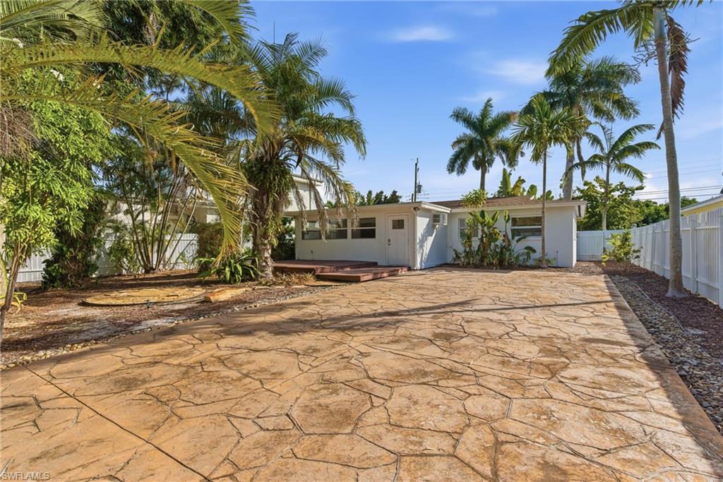 Naples, Florida, 34103, United States, 3 Bedrooms Bedrooms, ,1 BathroomBathrooms,Residential,For Sale,1993009